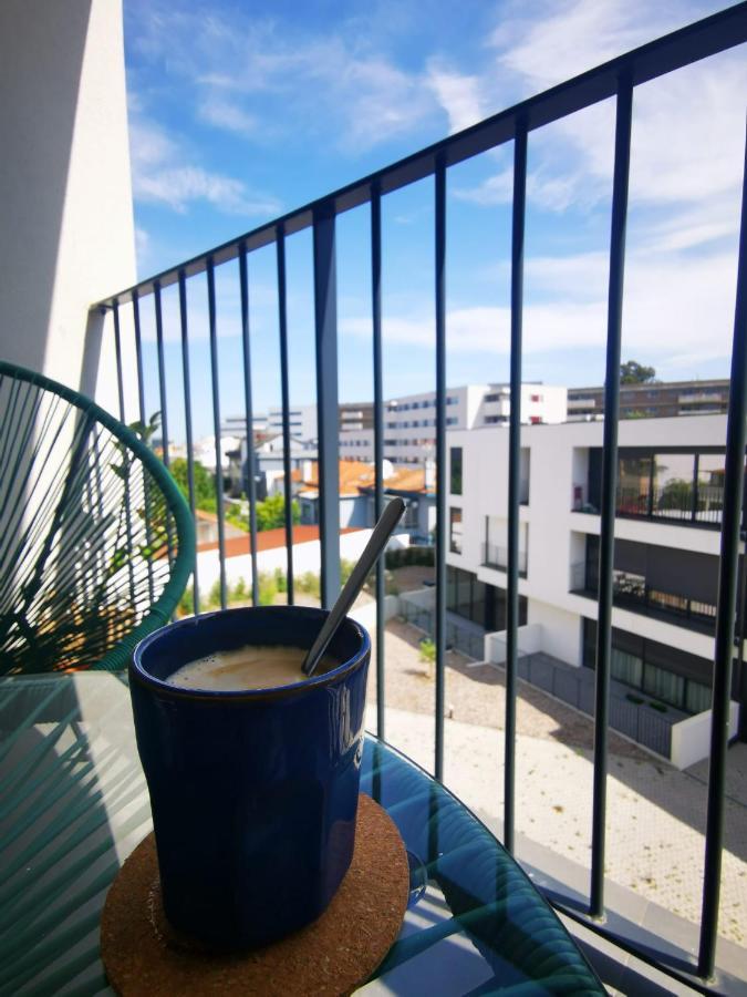 Modern With Balcony And Free Parking Porto