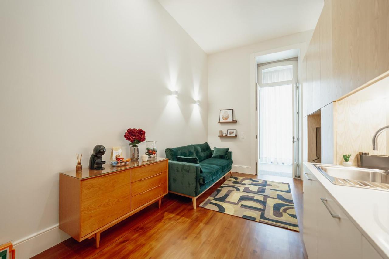 Apartamento With A Pool By Vacationy