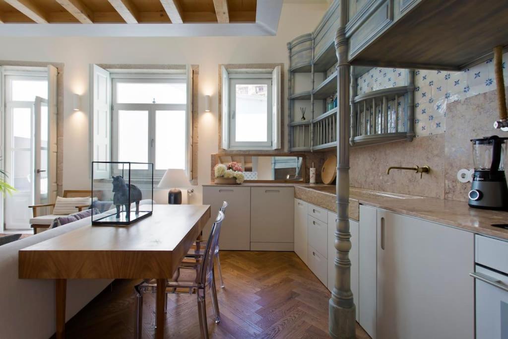Apartment Boutique Rentals- Lovporto Ribeira Historic Center