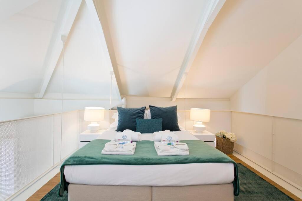 Apartment Boutique Rentals- Lovporto Ribeira Historic Center