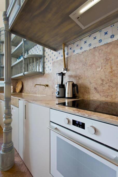 Apartment Boutique Rentals- Lovporto Ribeira Historic Center