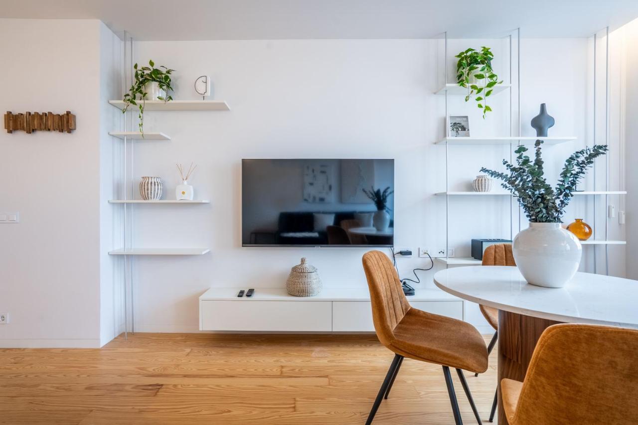 Almada 551 - 4 1 Penthouse View By Lovelystay *