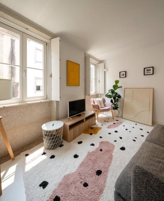 Cosy Minimalist Duplex Porto