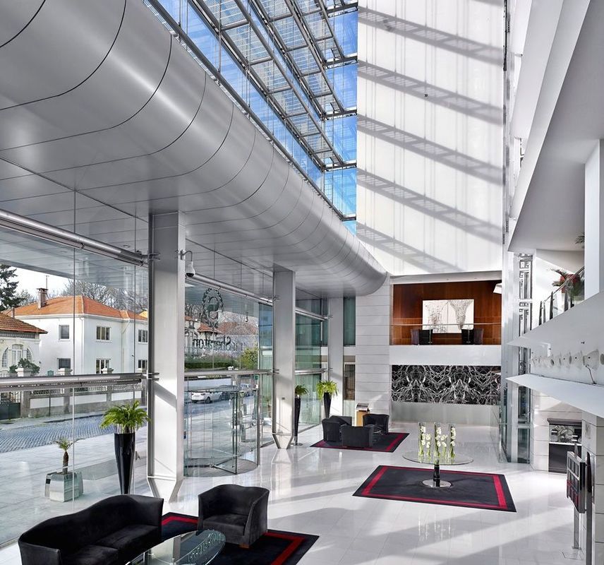 Sheraton & 5* Porto
