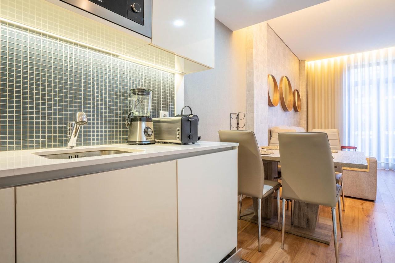Joao Iv Jewel Retreat By Lovelystay Apartment