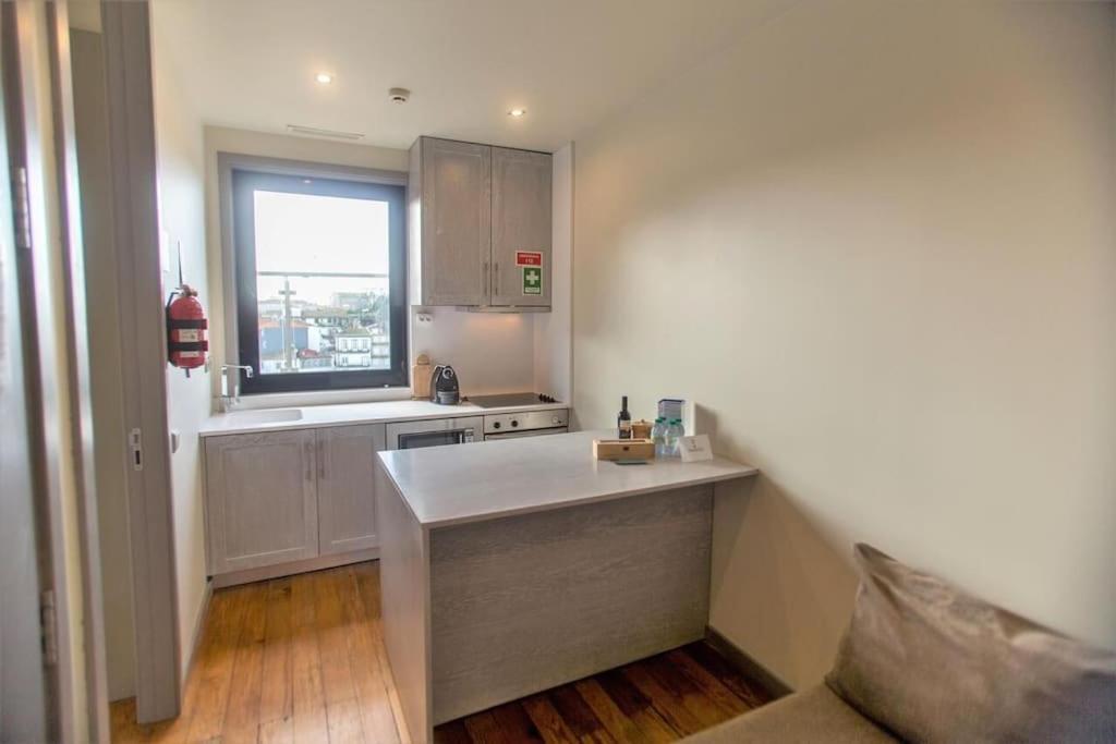 Apartment Oporto2gether For 5 To 9 People Porto