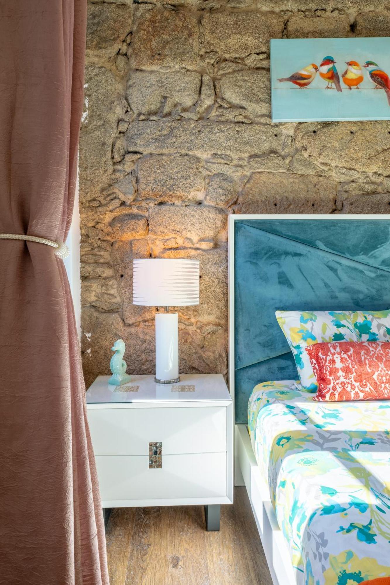 Cozy 2 Ac Near Metro Apartment