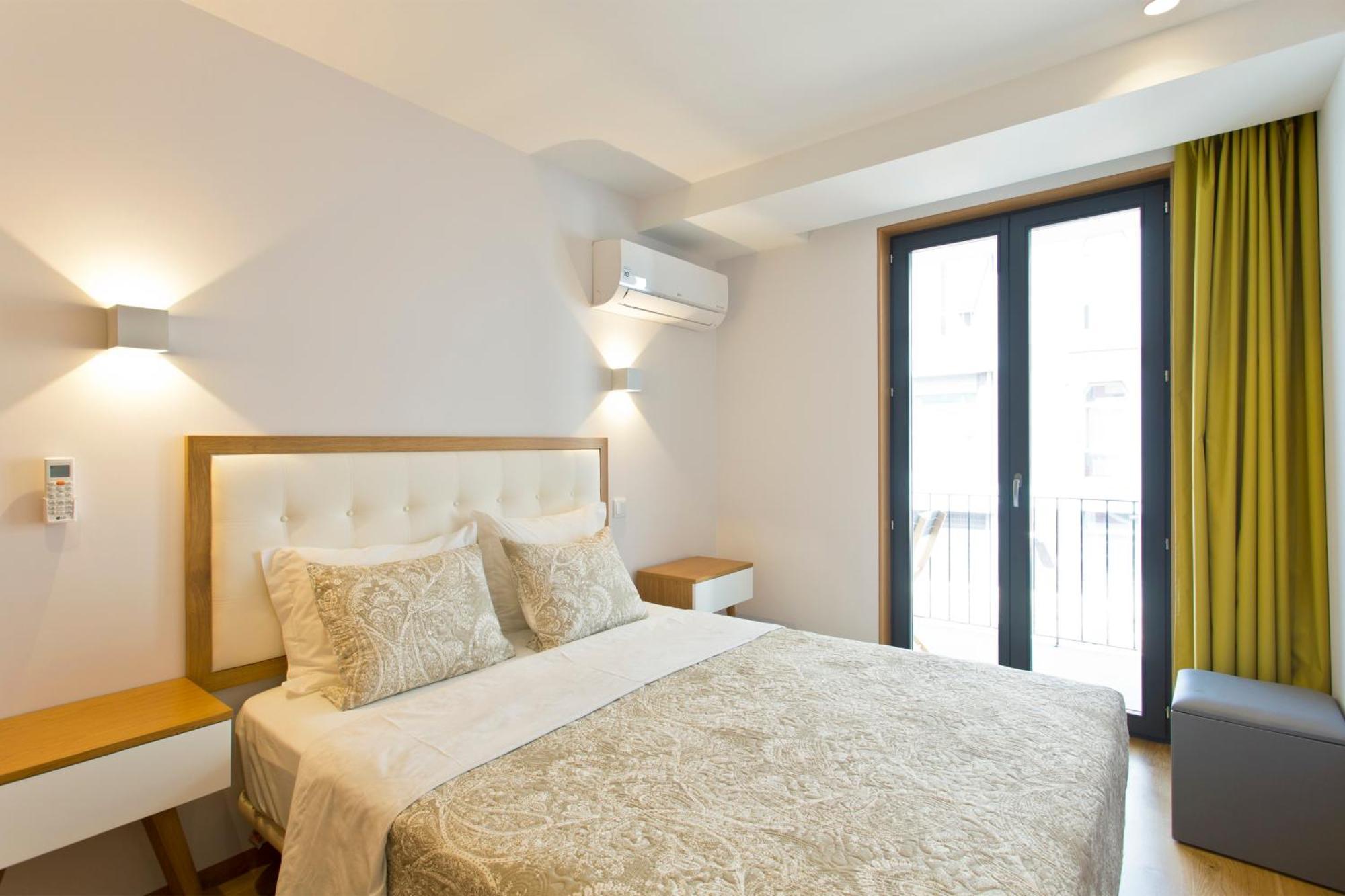 Apartment Charming In 50 M² Modern Comfort Porto