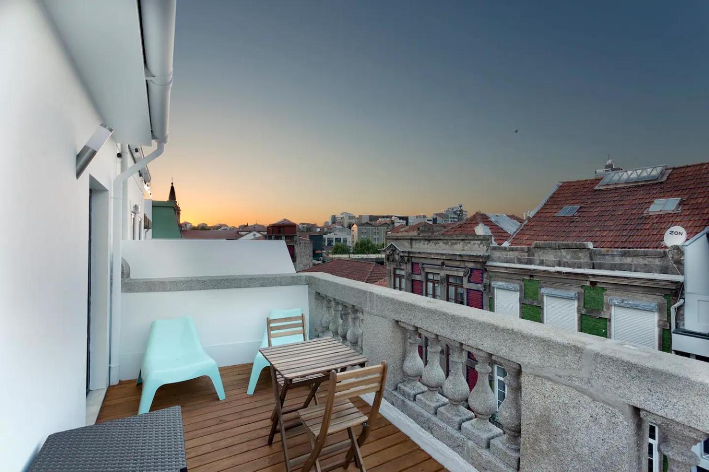 Fernandes Tomas Rooftop Apartment Porto