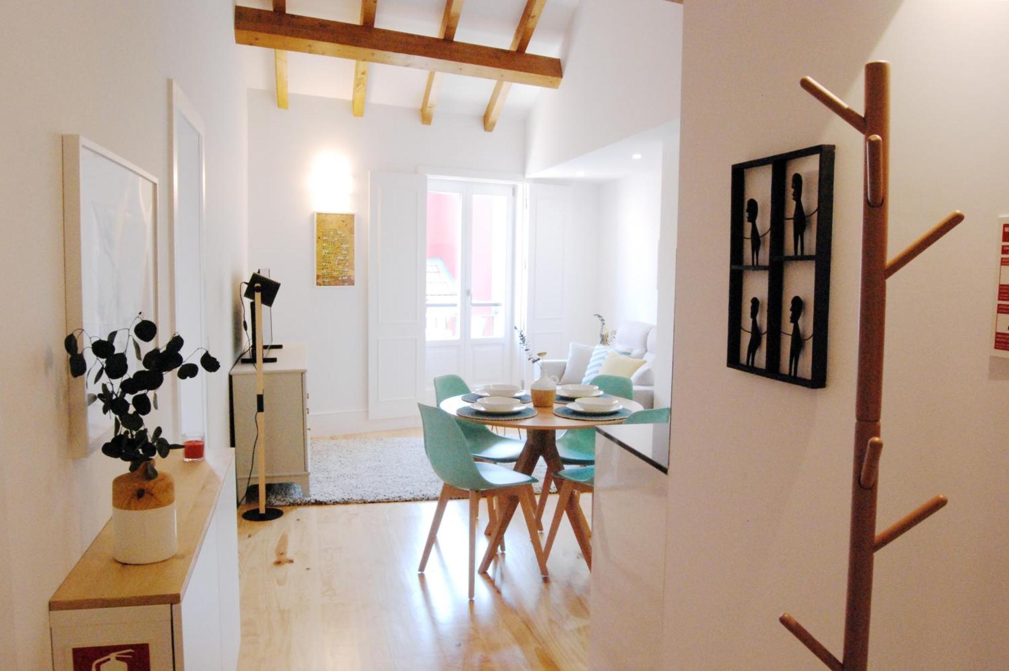 Almada Prime - Live In Apartment