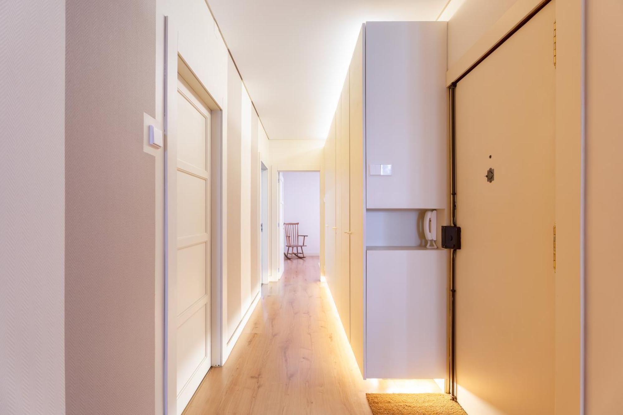 Host Wise - Colorful Bright Flat With Balcony * Porto