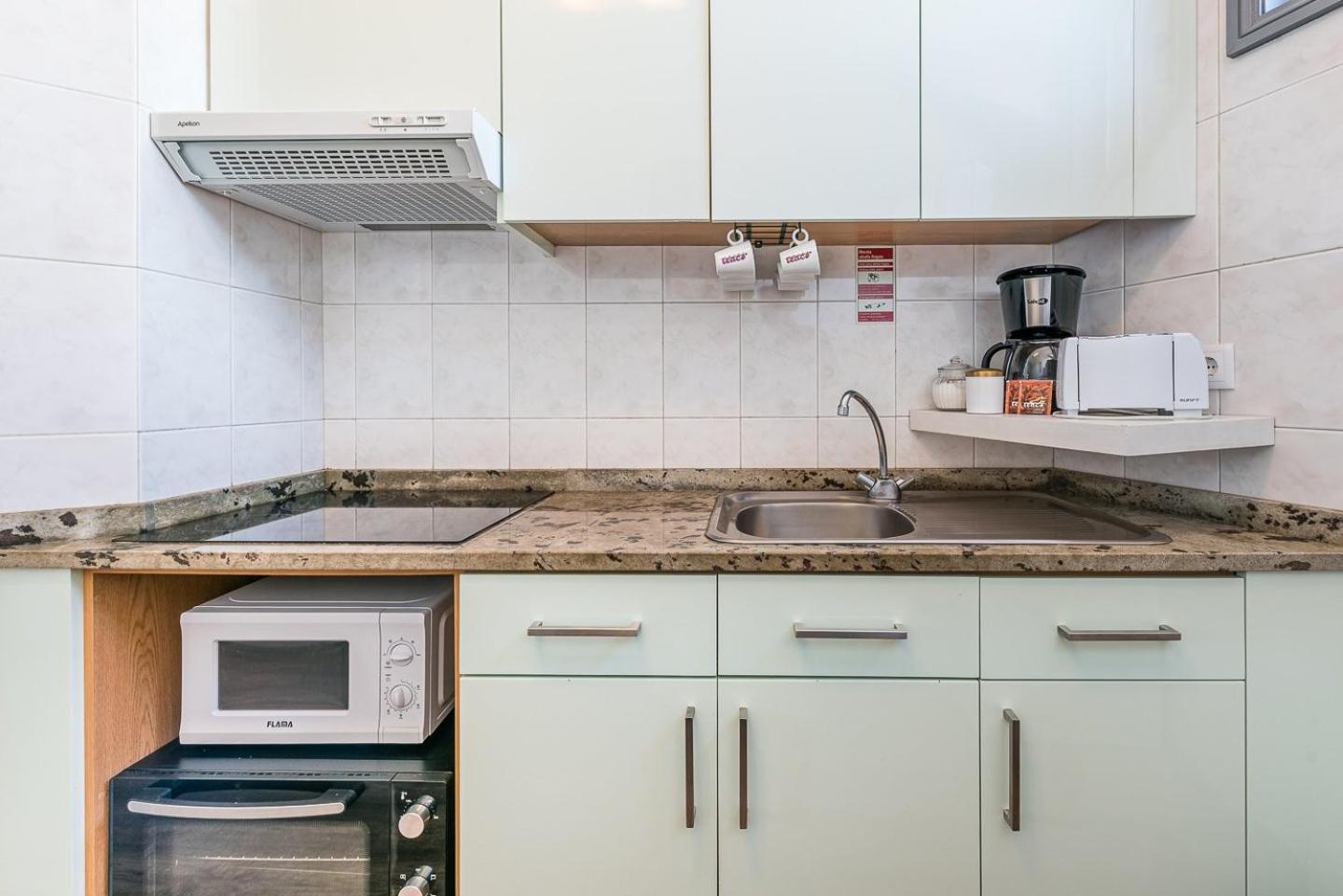 Appartement Guestready - Red Stripes