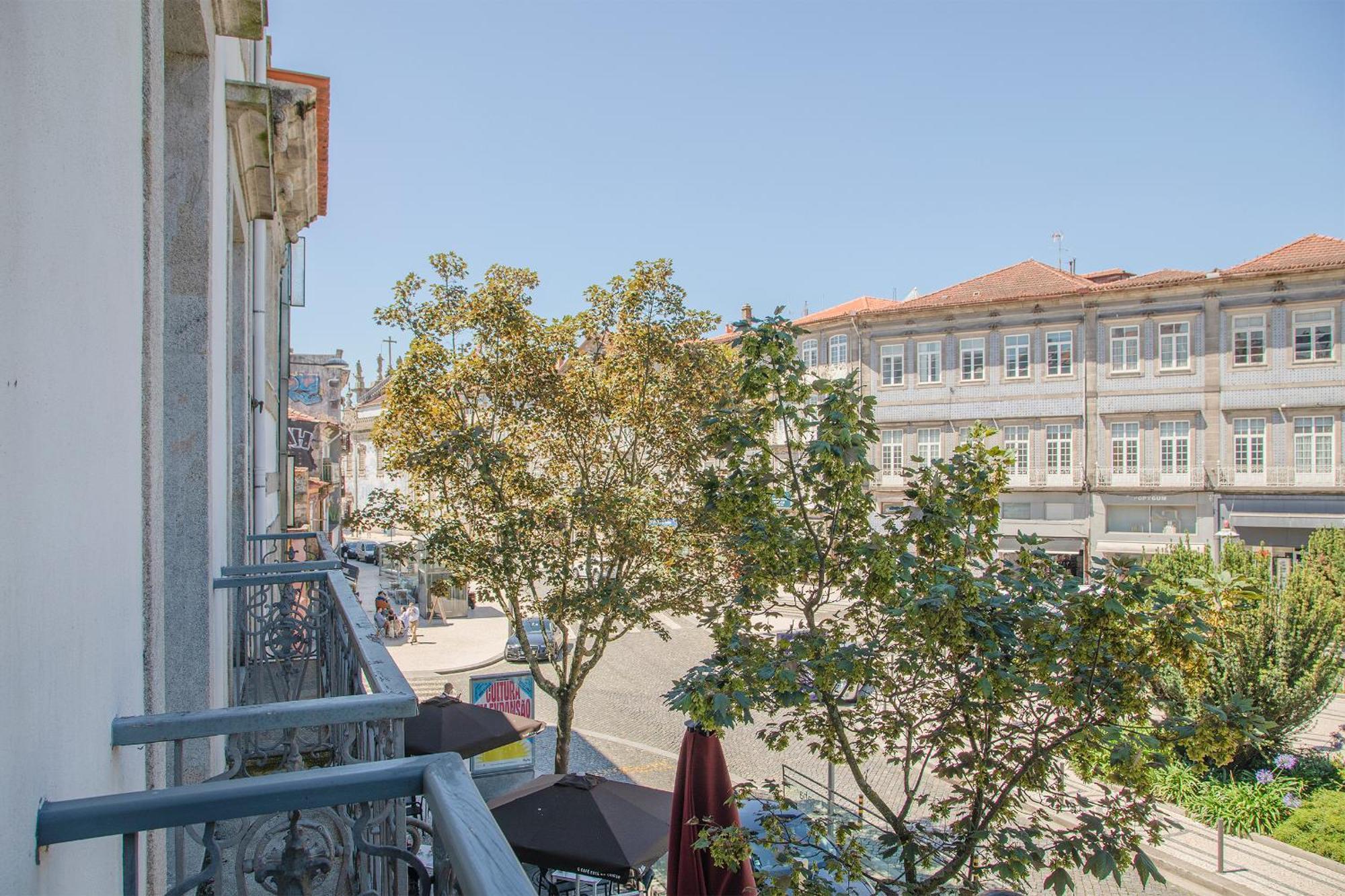 Appartement Liiiving In - Carlos Alberto Porto
