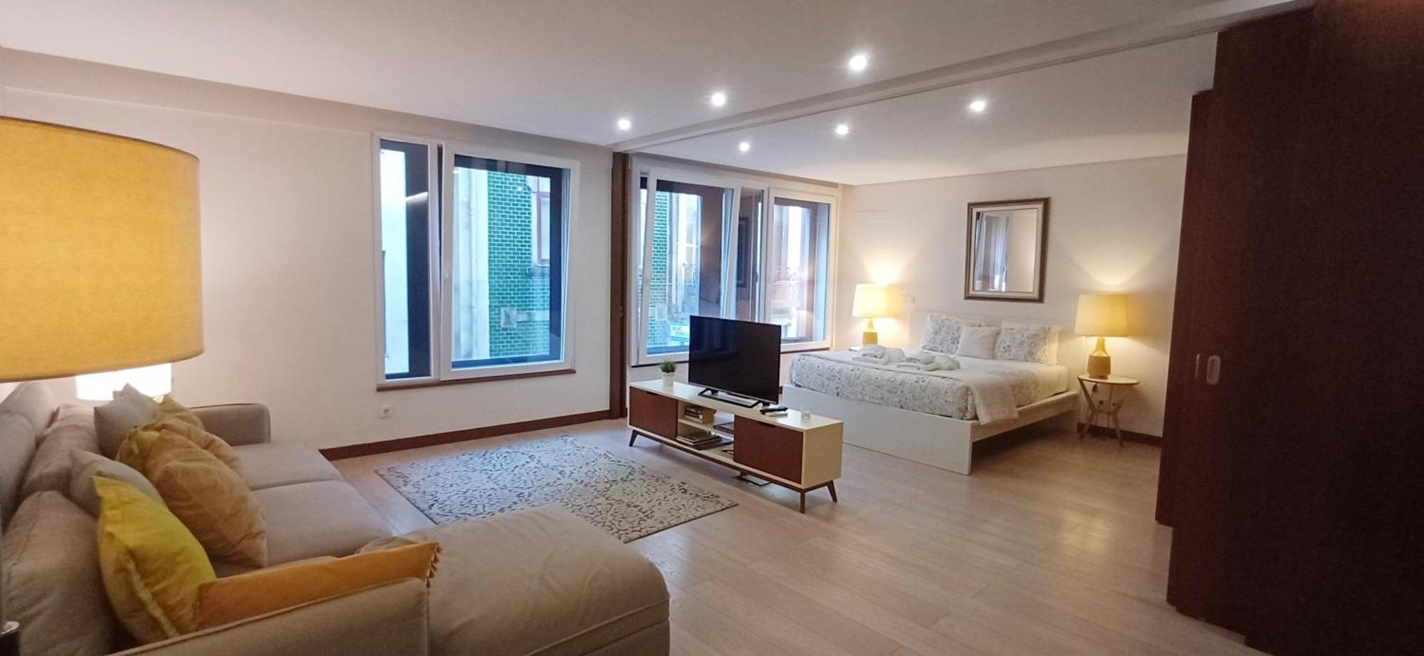 Oliveiras Charming Downtown Apartment *