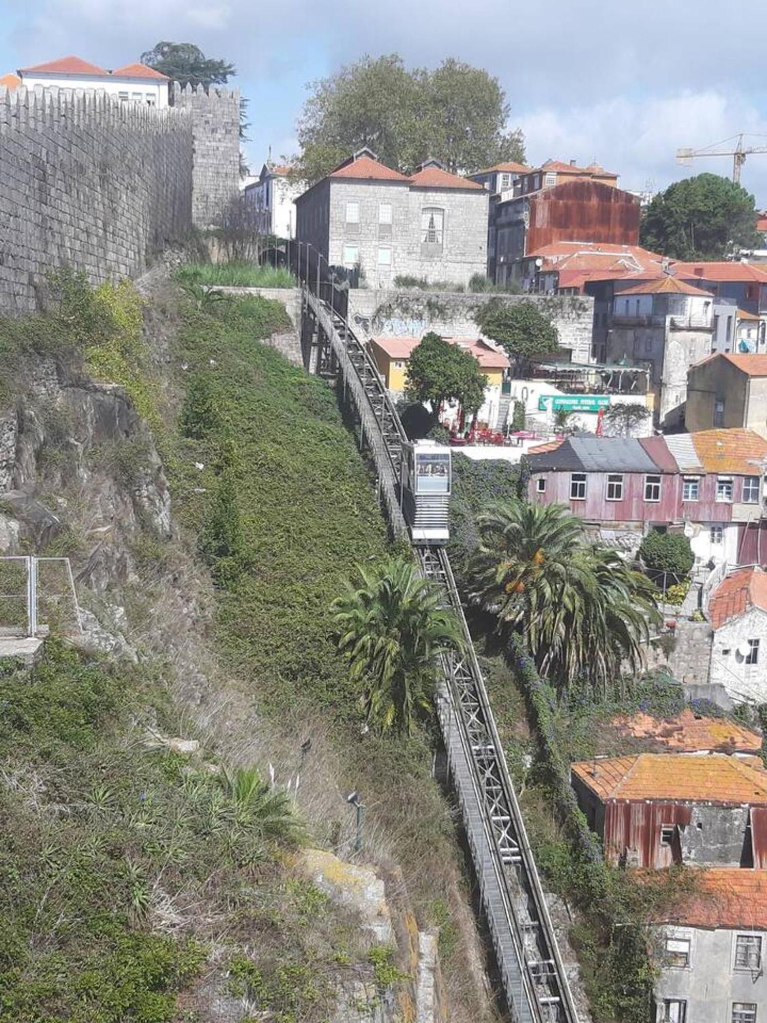 Apartamento Cosy In The Heart Of 40 Sqm Modern Amenities *