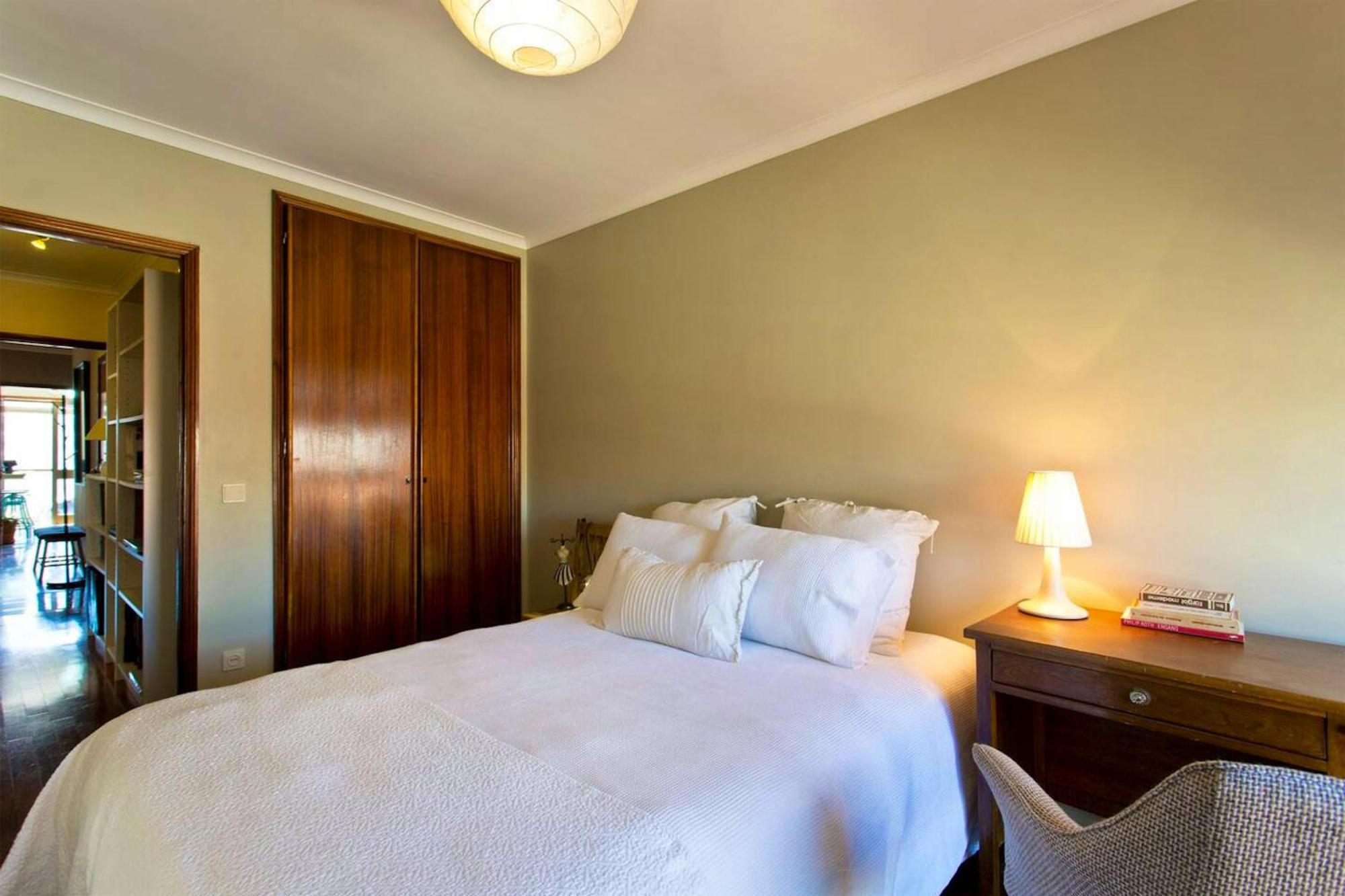 Apartment Spacious In With Terrace *