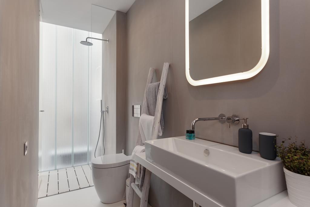 Portowhite Lofts *