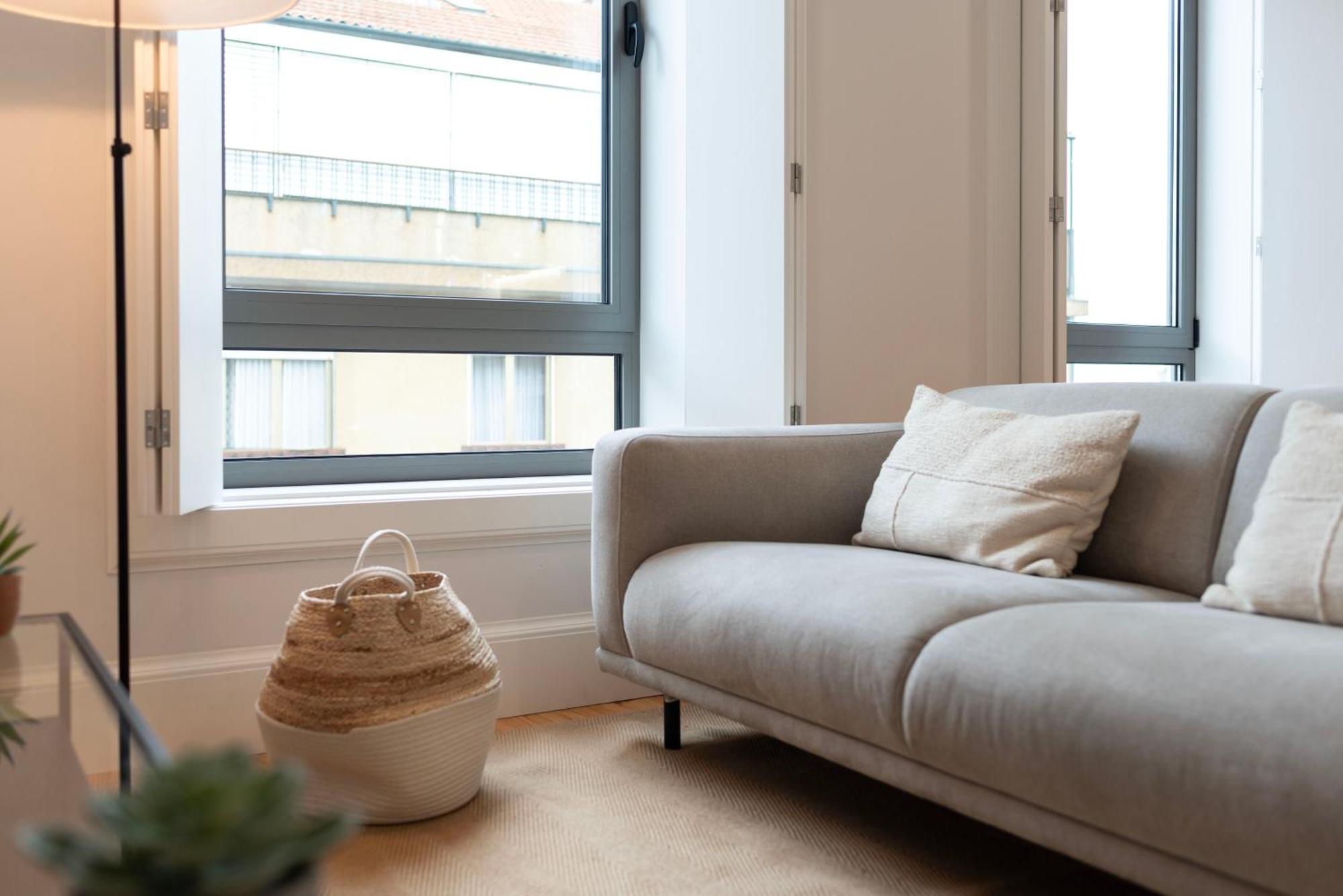 Apartment Urban Oasis In Downtown Porto