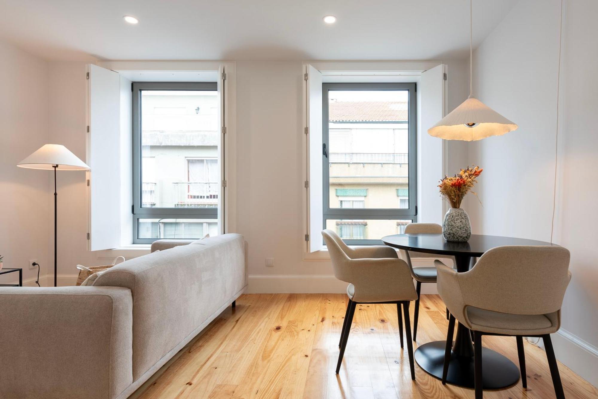 Urban Oasis In Downtown Apartment Porto