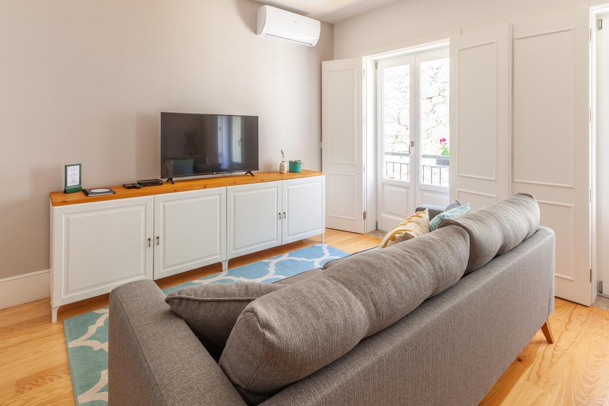 Apartment Almada Prime - Live In Porto