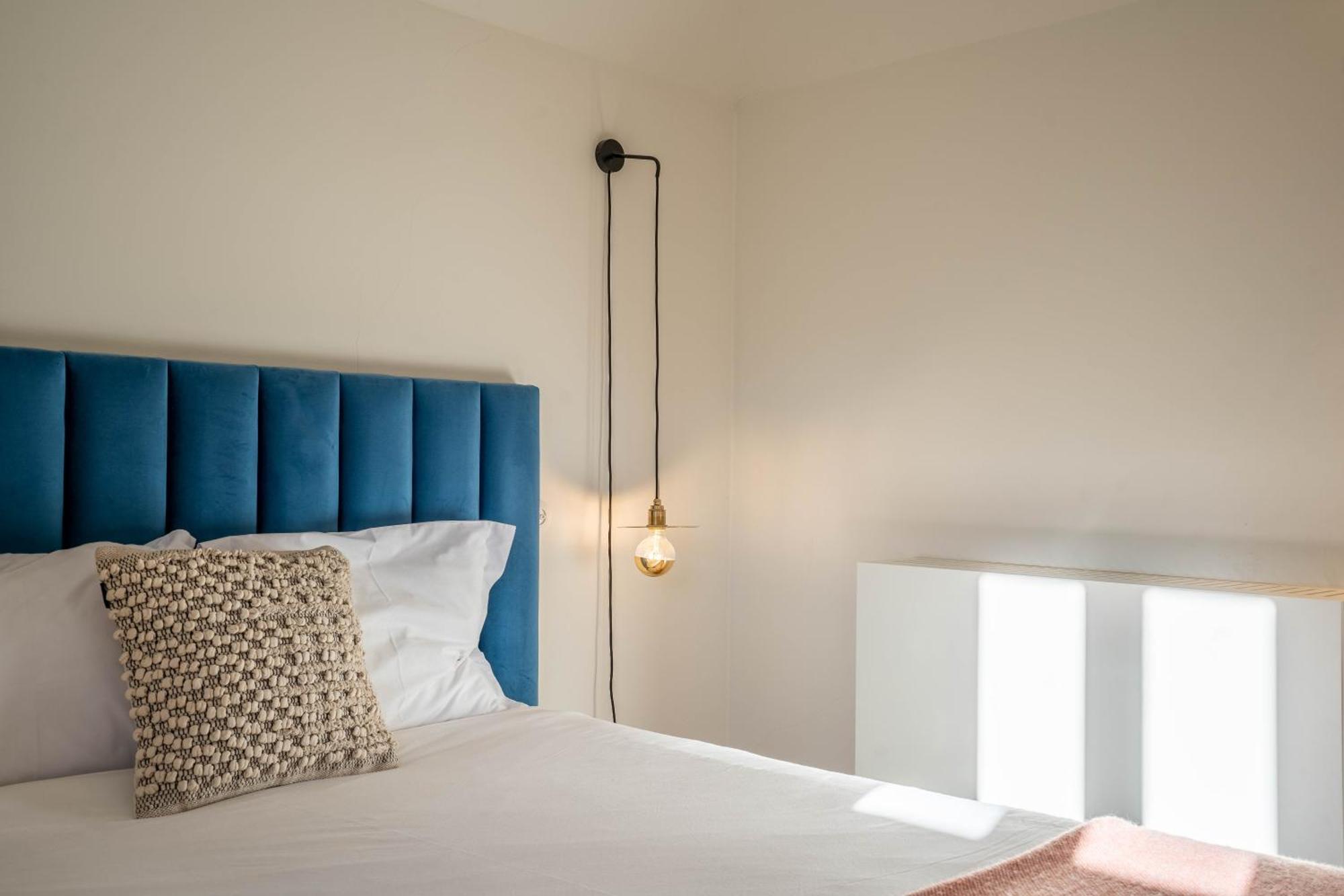 Historical Downtown Retreat Duplex By Lovelystay Apartment Porto