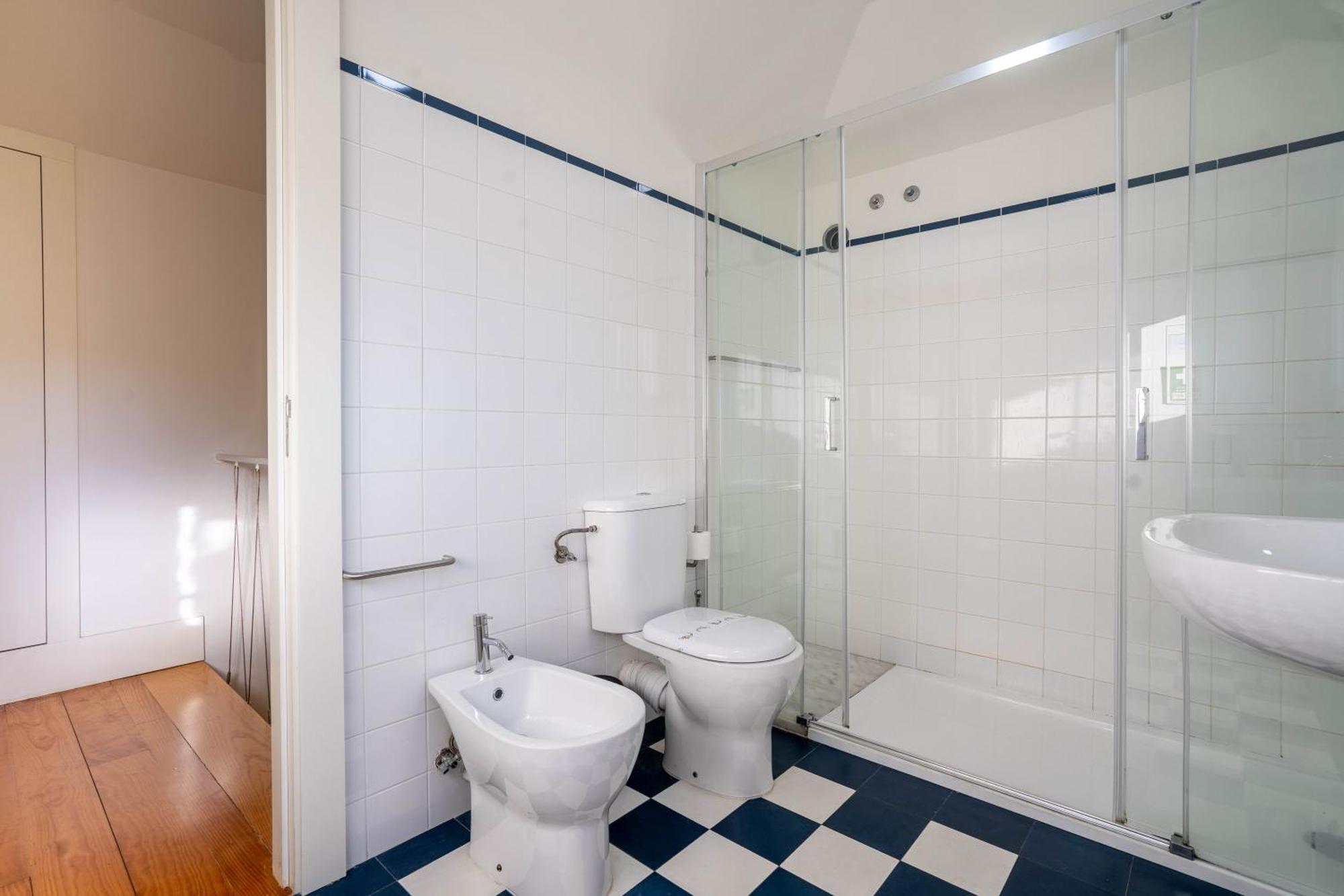 Historical Downtown Retreat Duplex By Lovelystay Apartment Porto