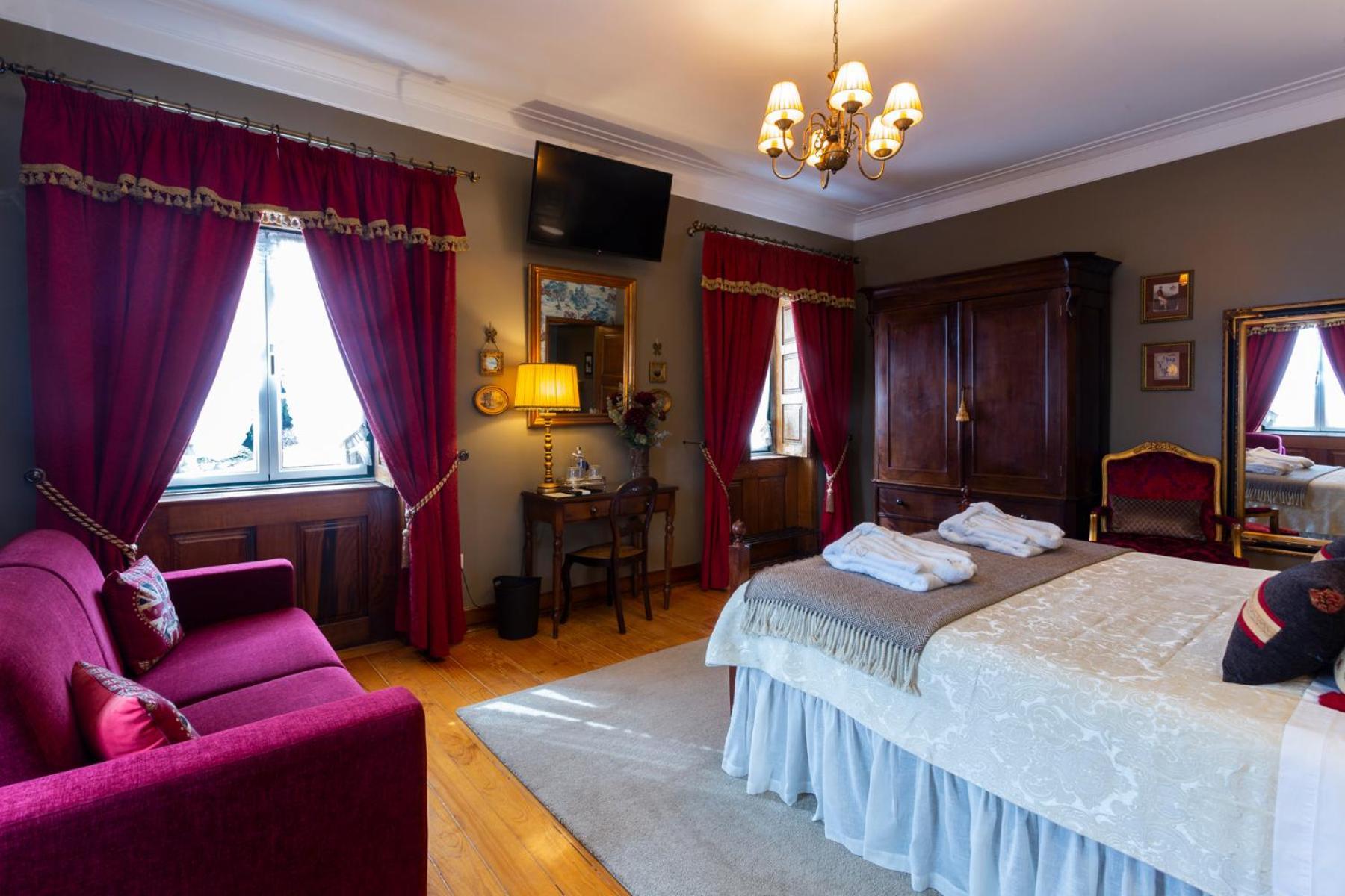 Guest house Charming Antas House 2*