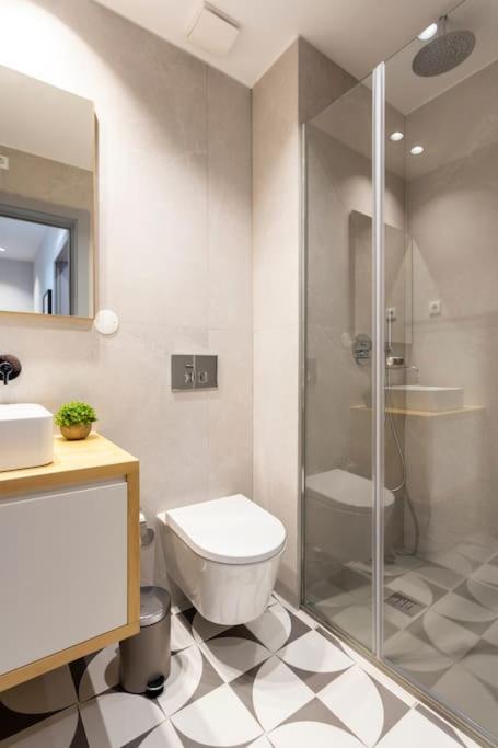 Almada 505 Center Duplex