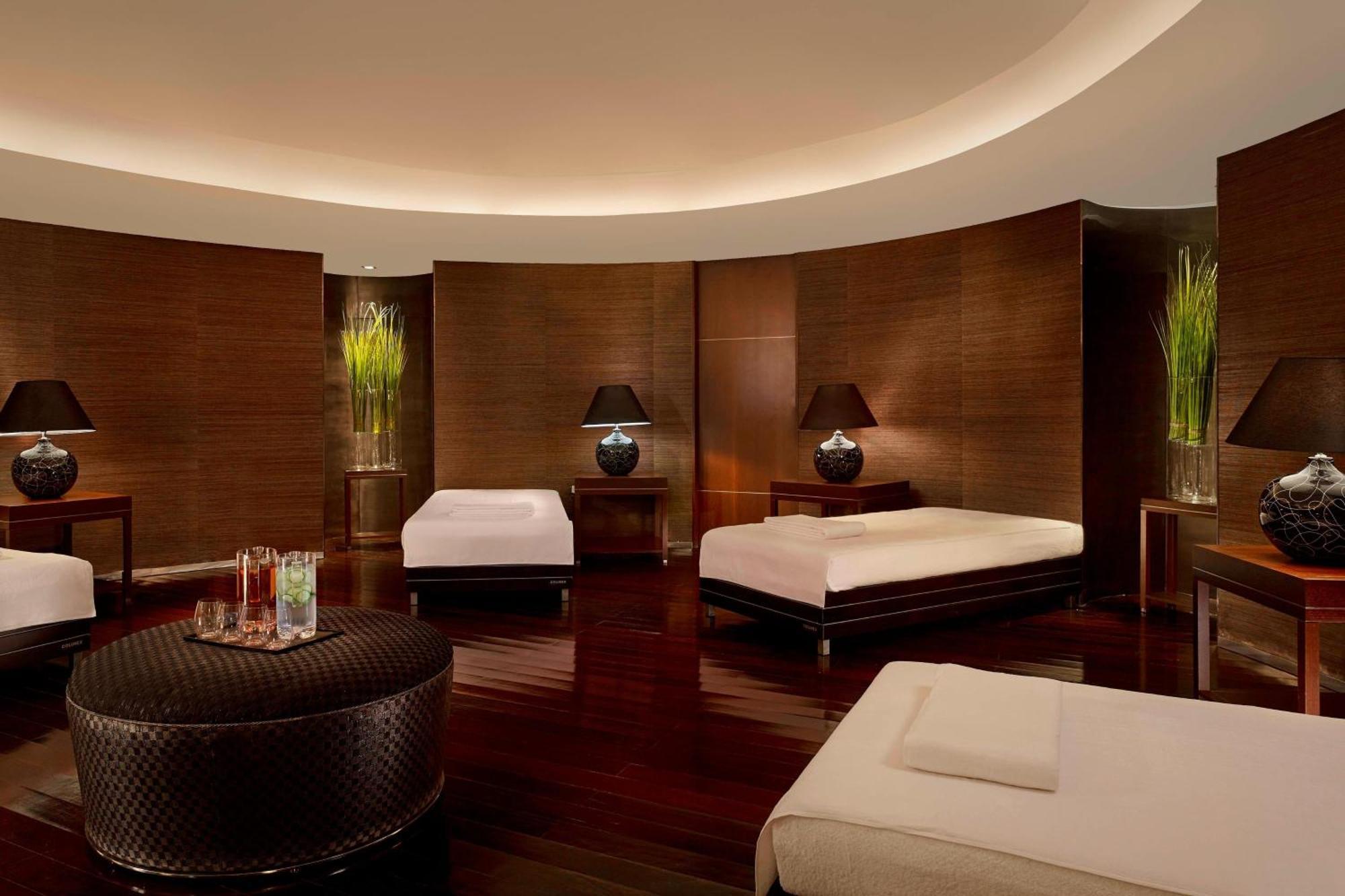 Hotel Sheraton &