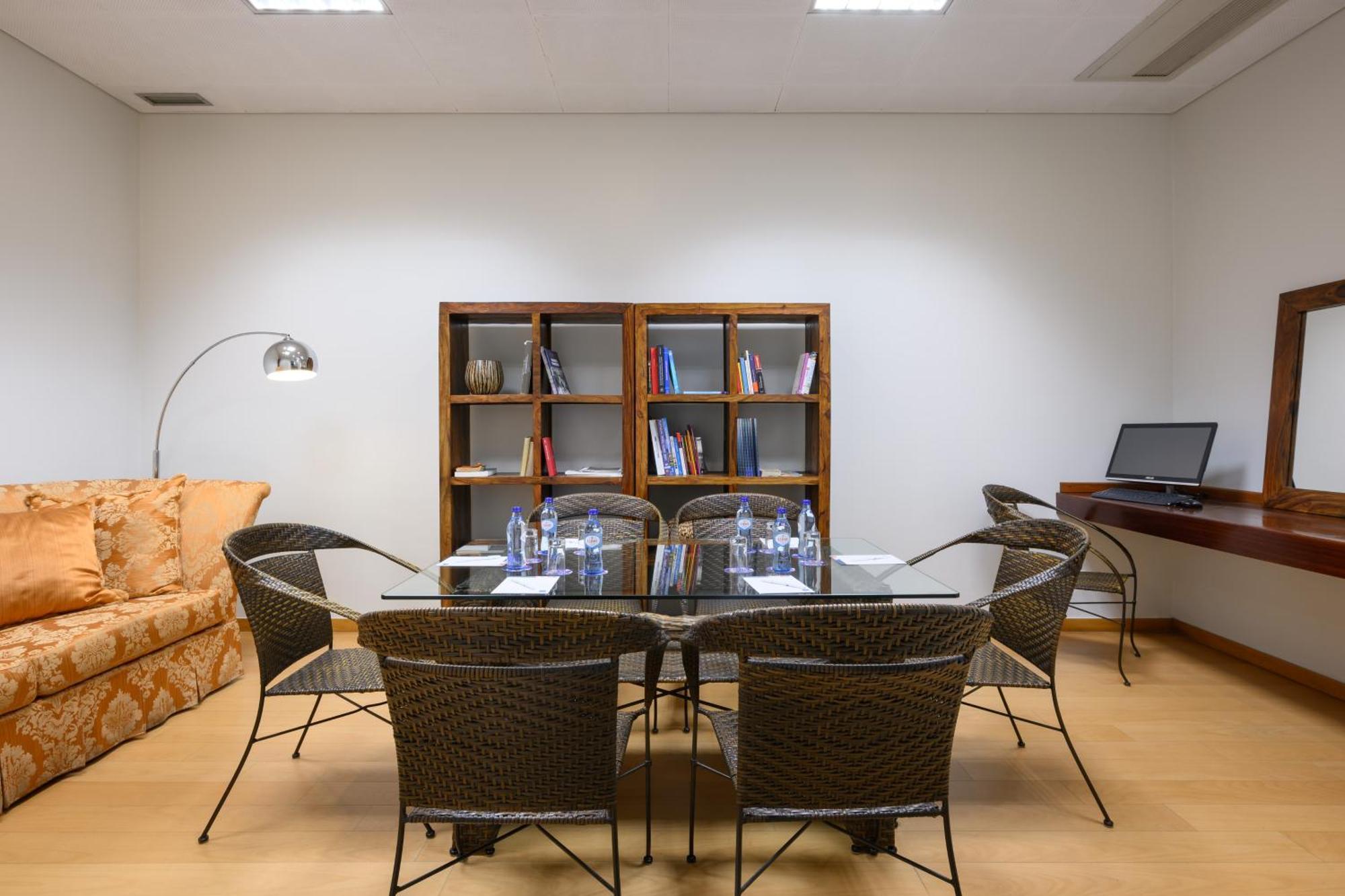 Tryp By Wyndham Centro 3* Porto