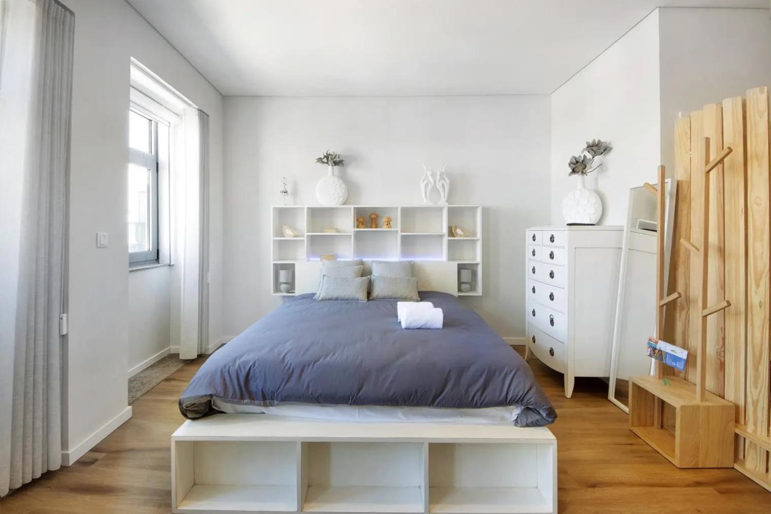 - - 5 Appartement *
