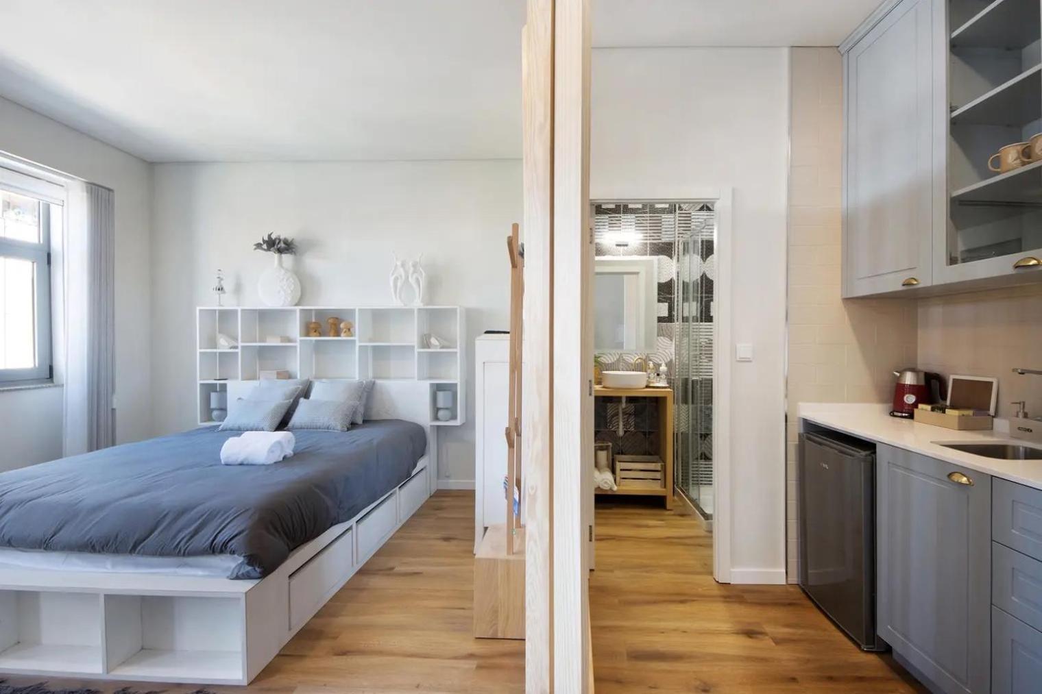 - - 5 Appartement Porto