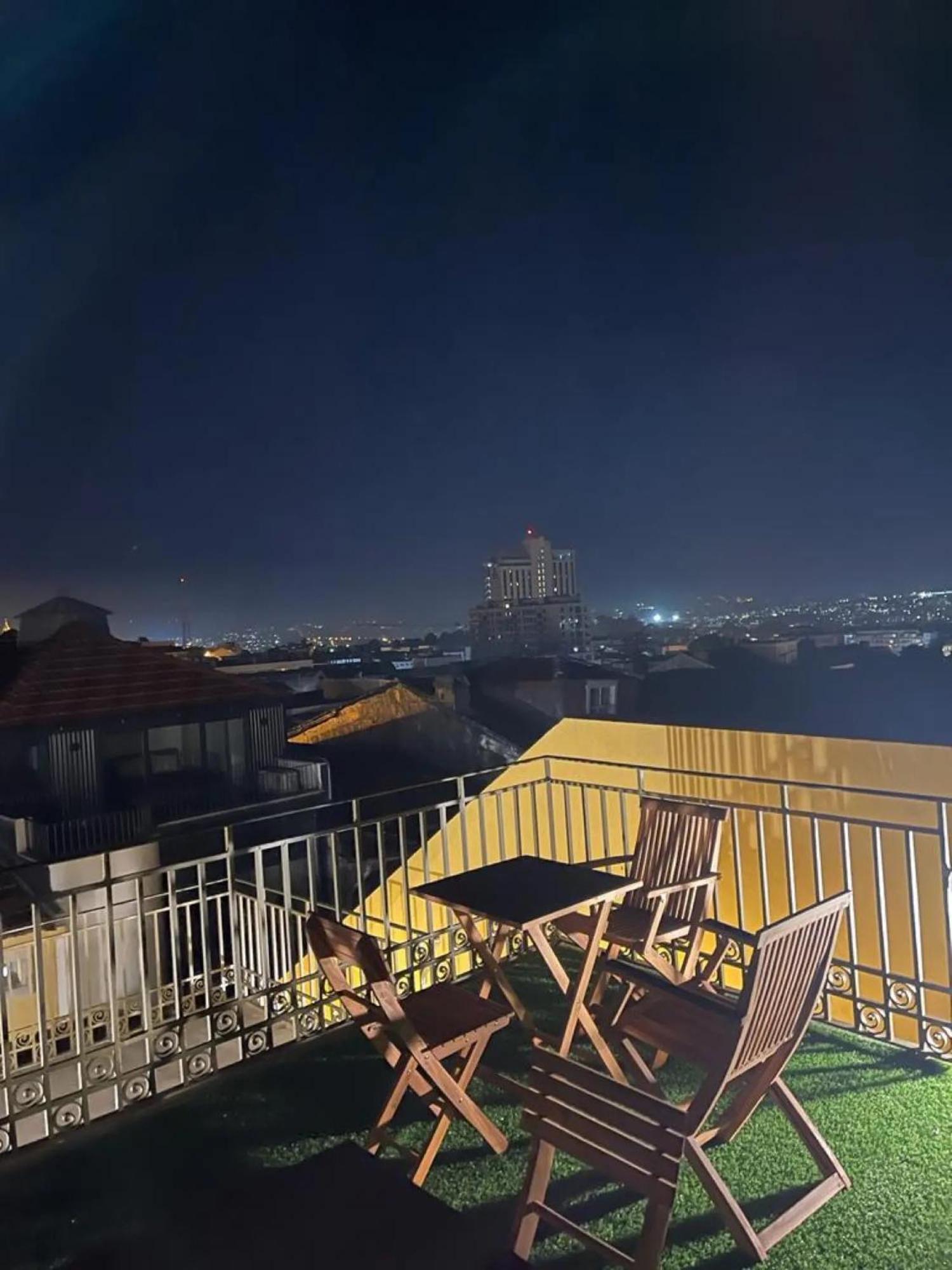 Appartement - - 5