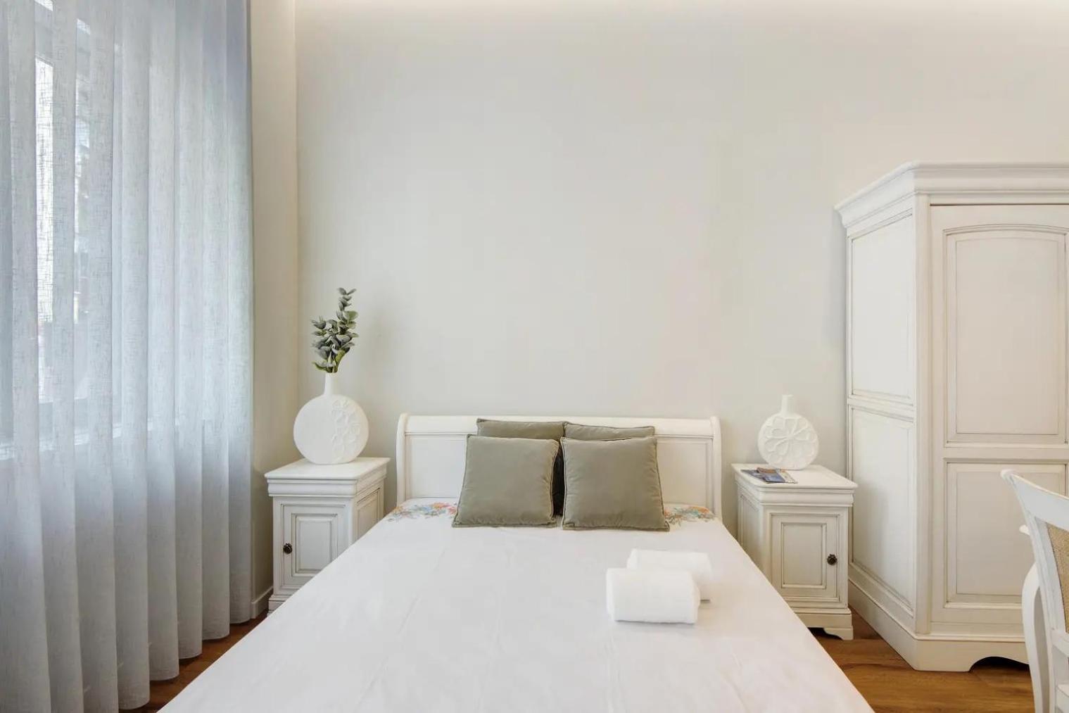 Apartment - -1