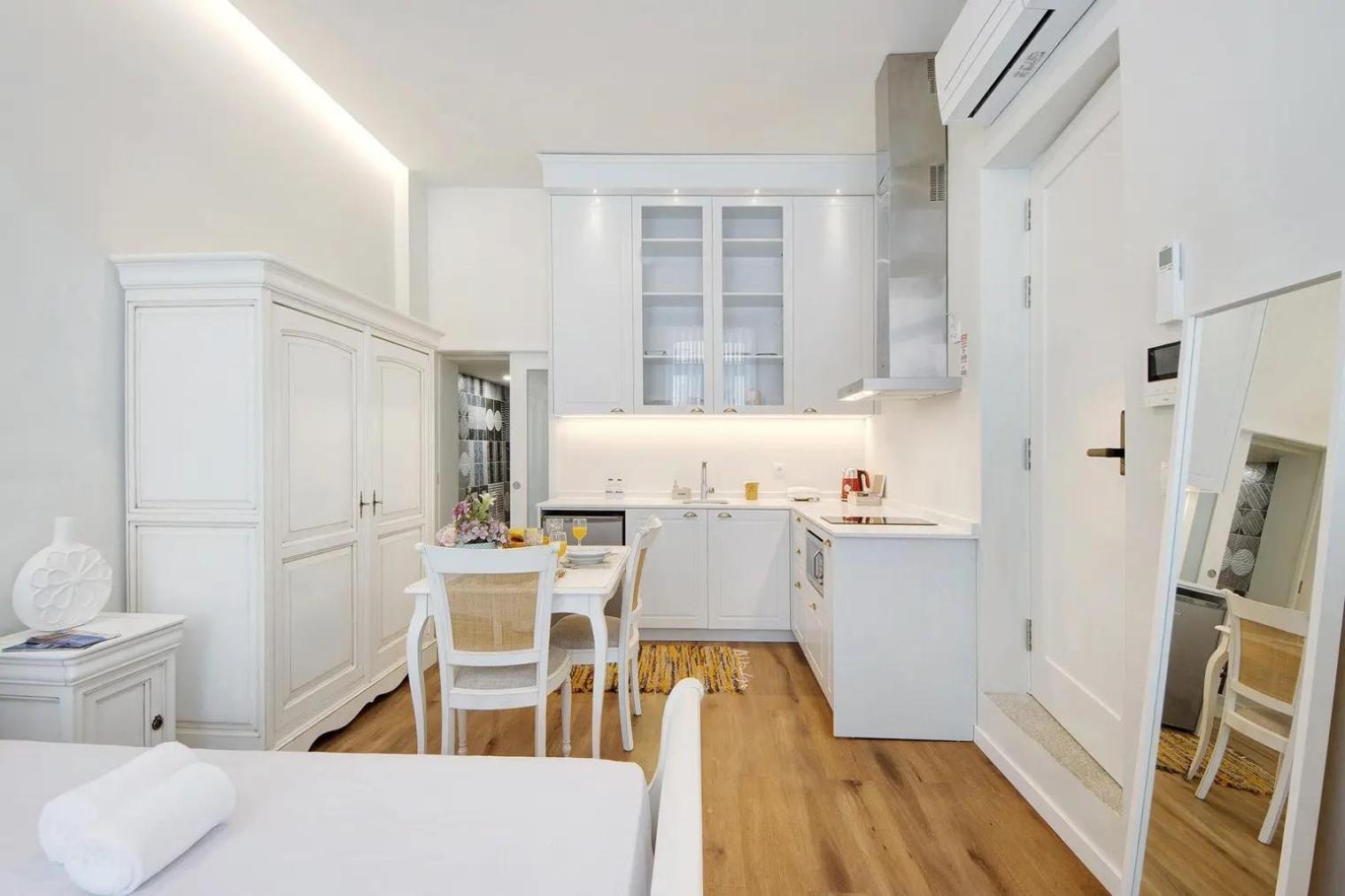 Apartment - -1 *