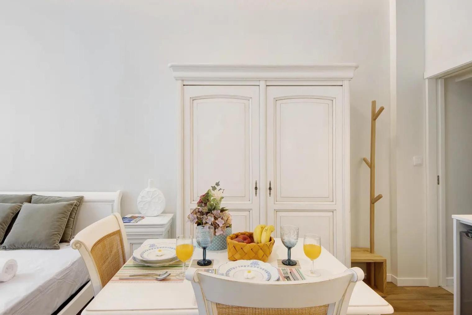 - -1 Apartment