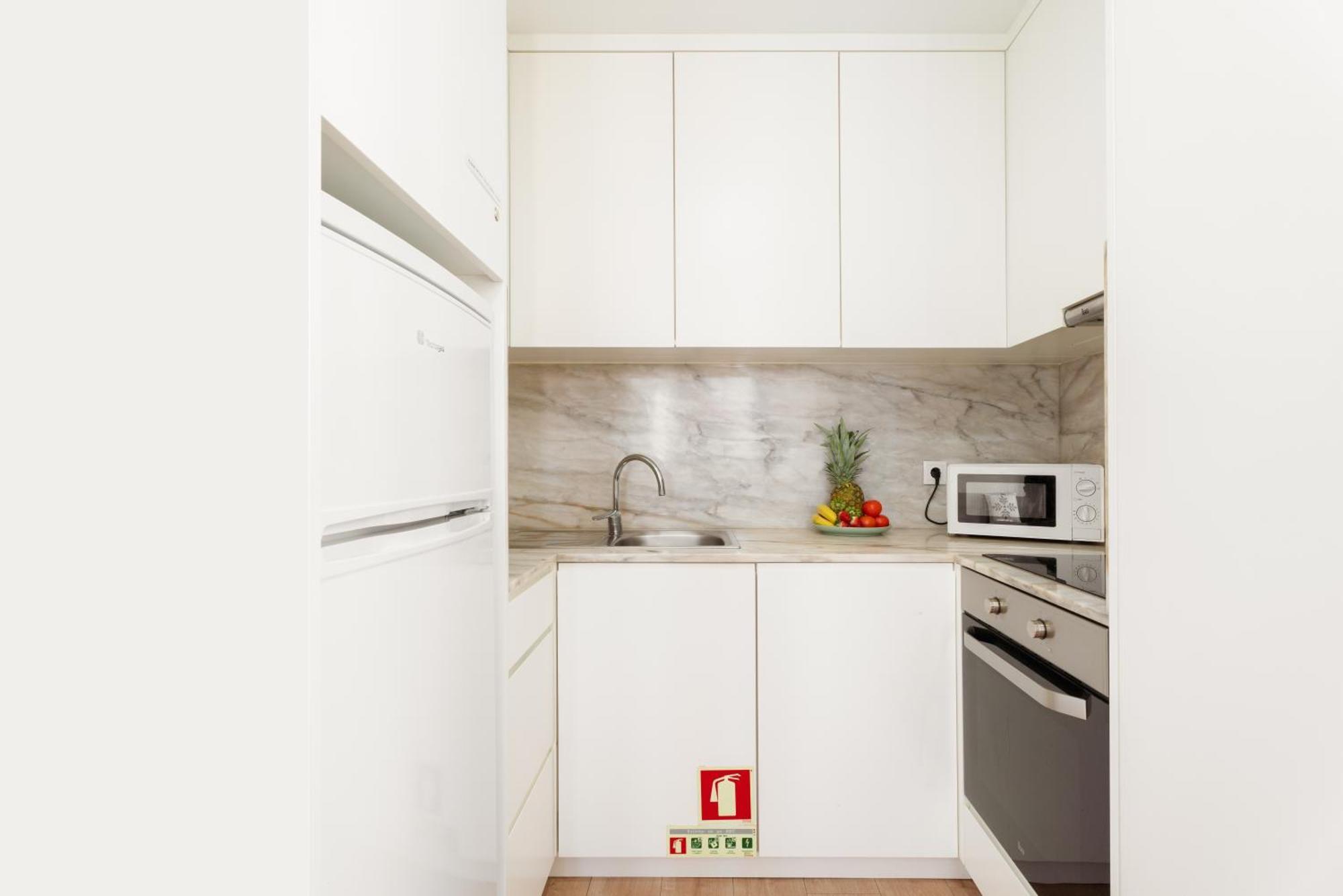 Apartamento Host Wise - Flat W Free Private Parking - Bright & Cozy Porto