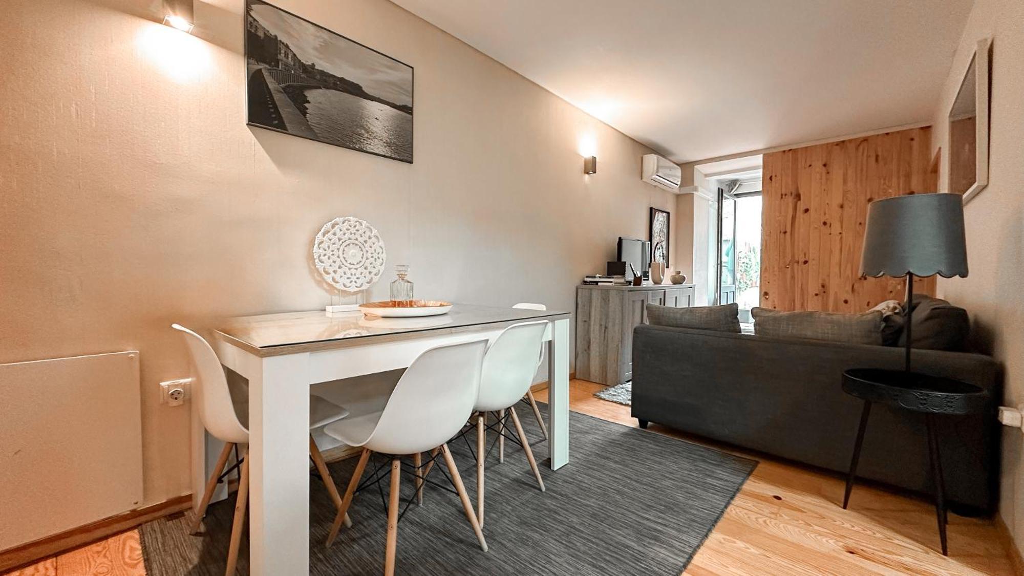 Almada Apartments 468 Porto