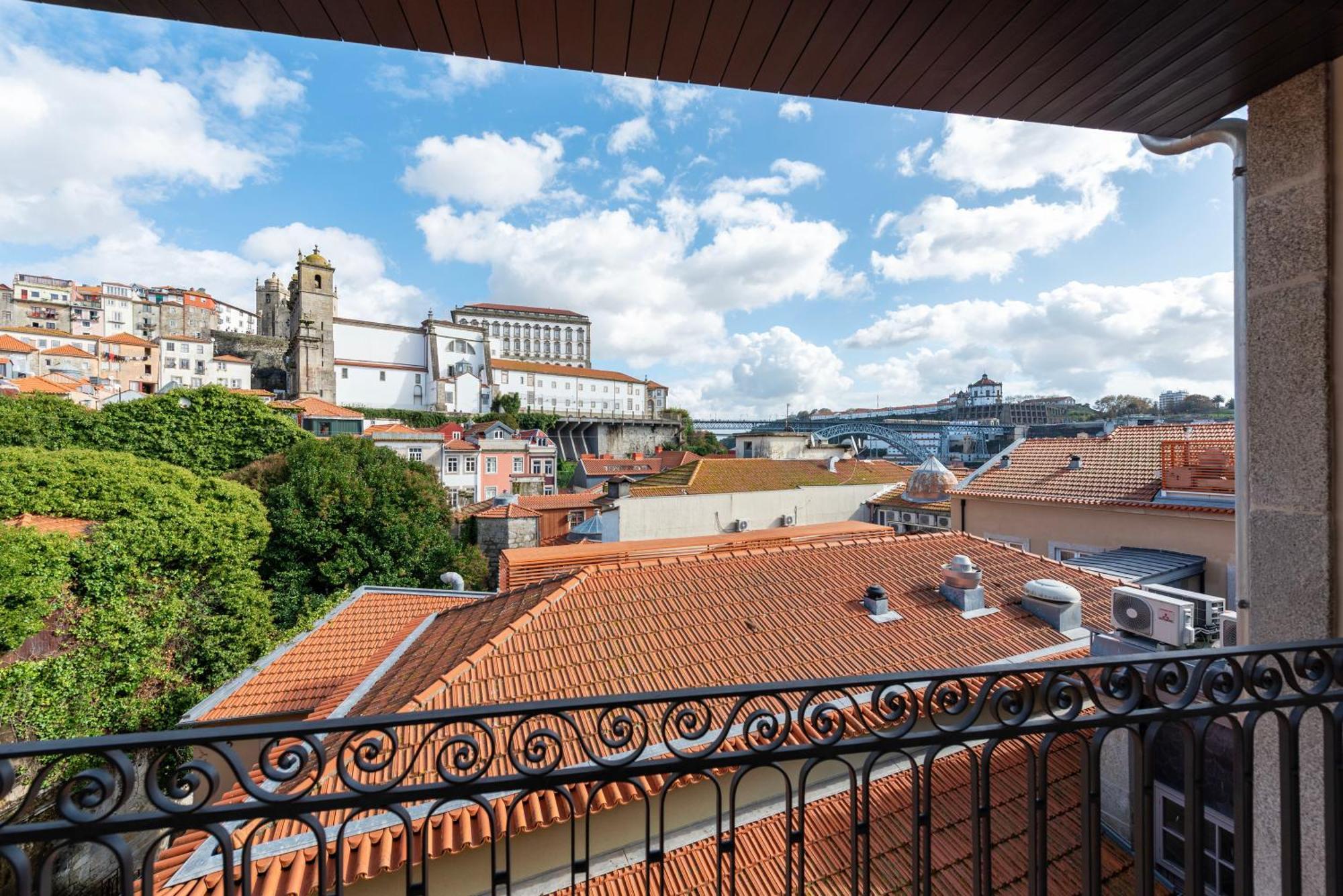 Mouzinho 32 Porto