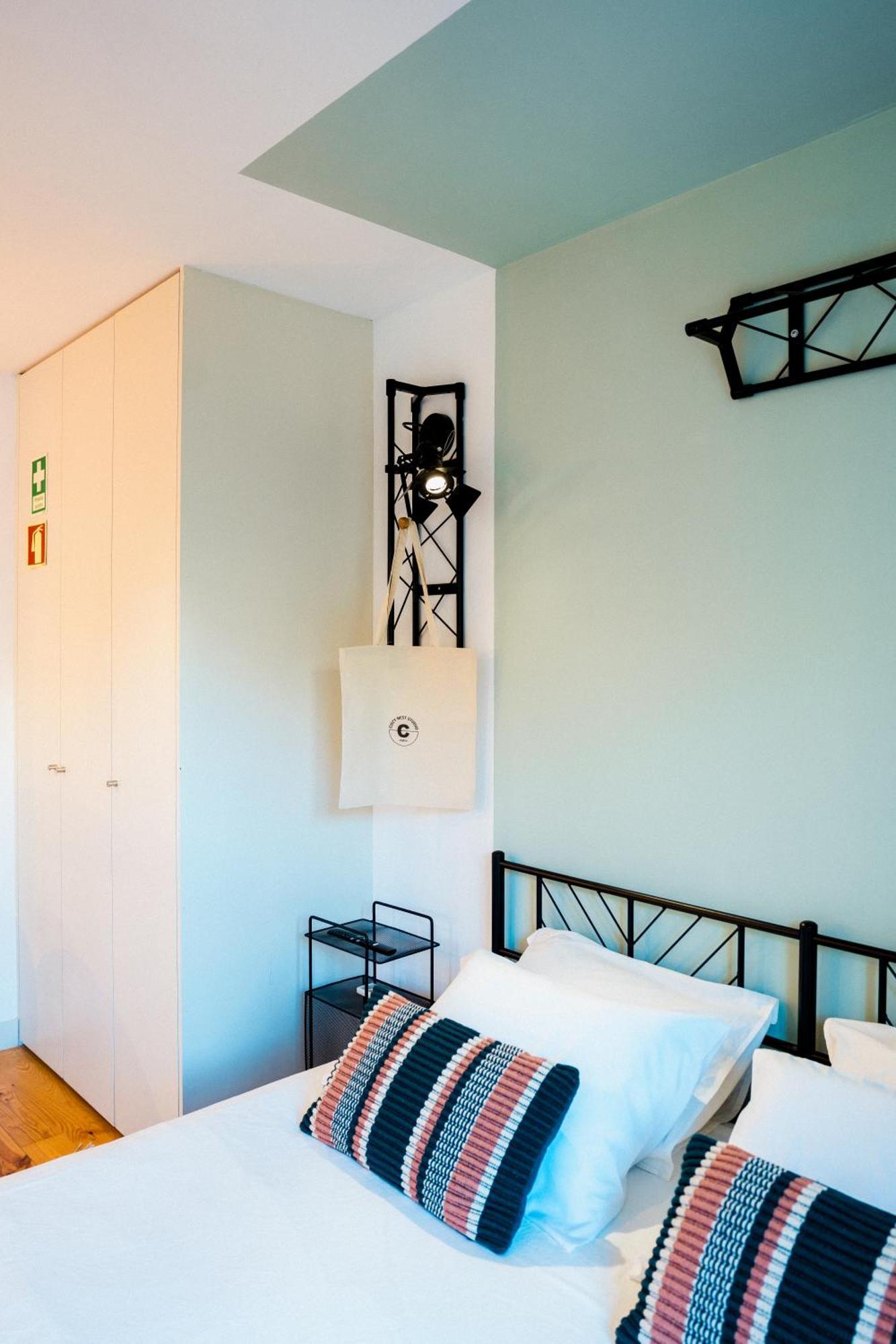Cozy Nest Studio In City Center Apartment