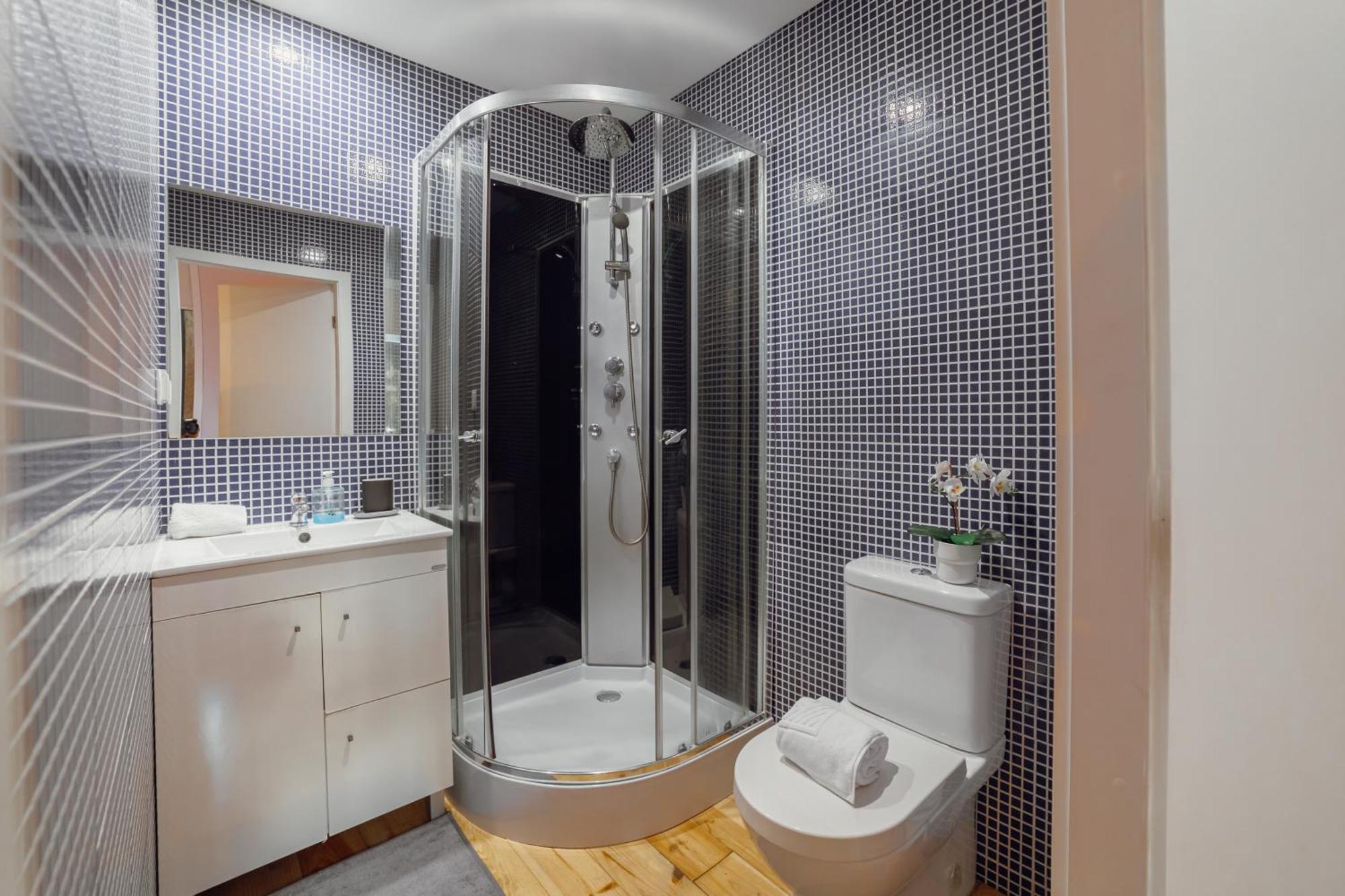 Luminous In The Heart Of Apartment