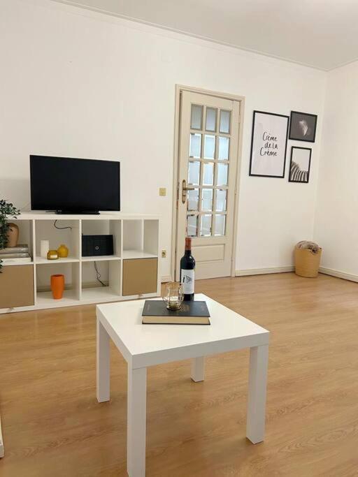 Apartment Music Flat - Very & Free Parking