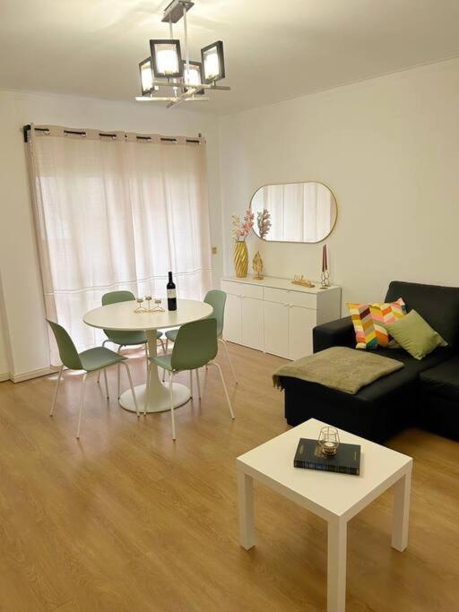 Music Flat - Very & Free Parking *