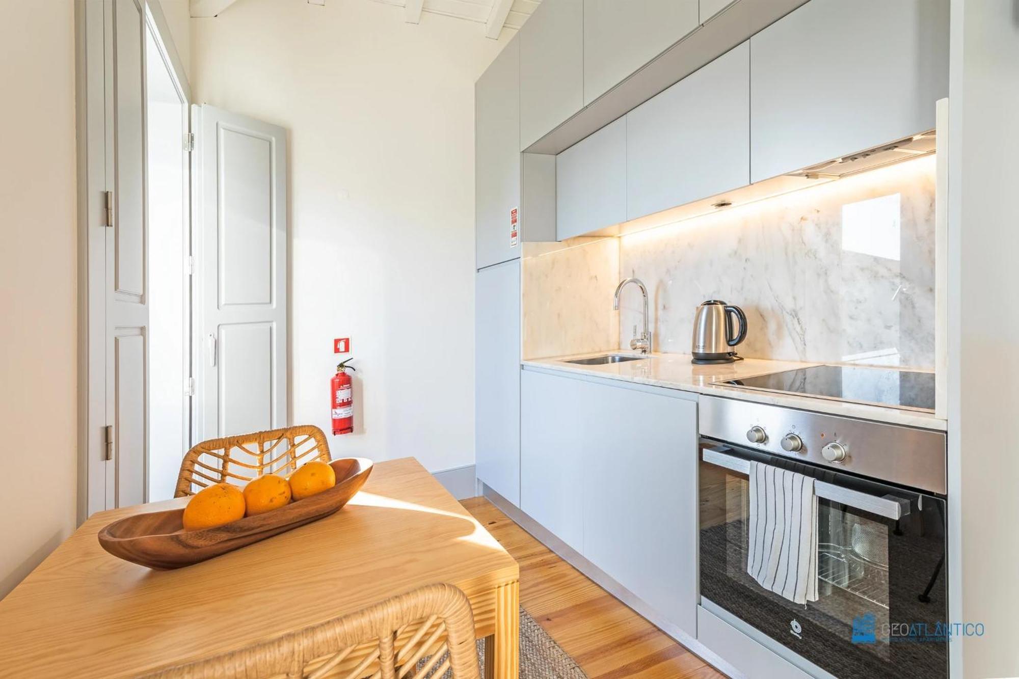 Apartment Boavista Charm Balcony Loft Porto