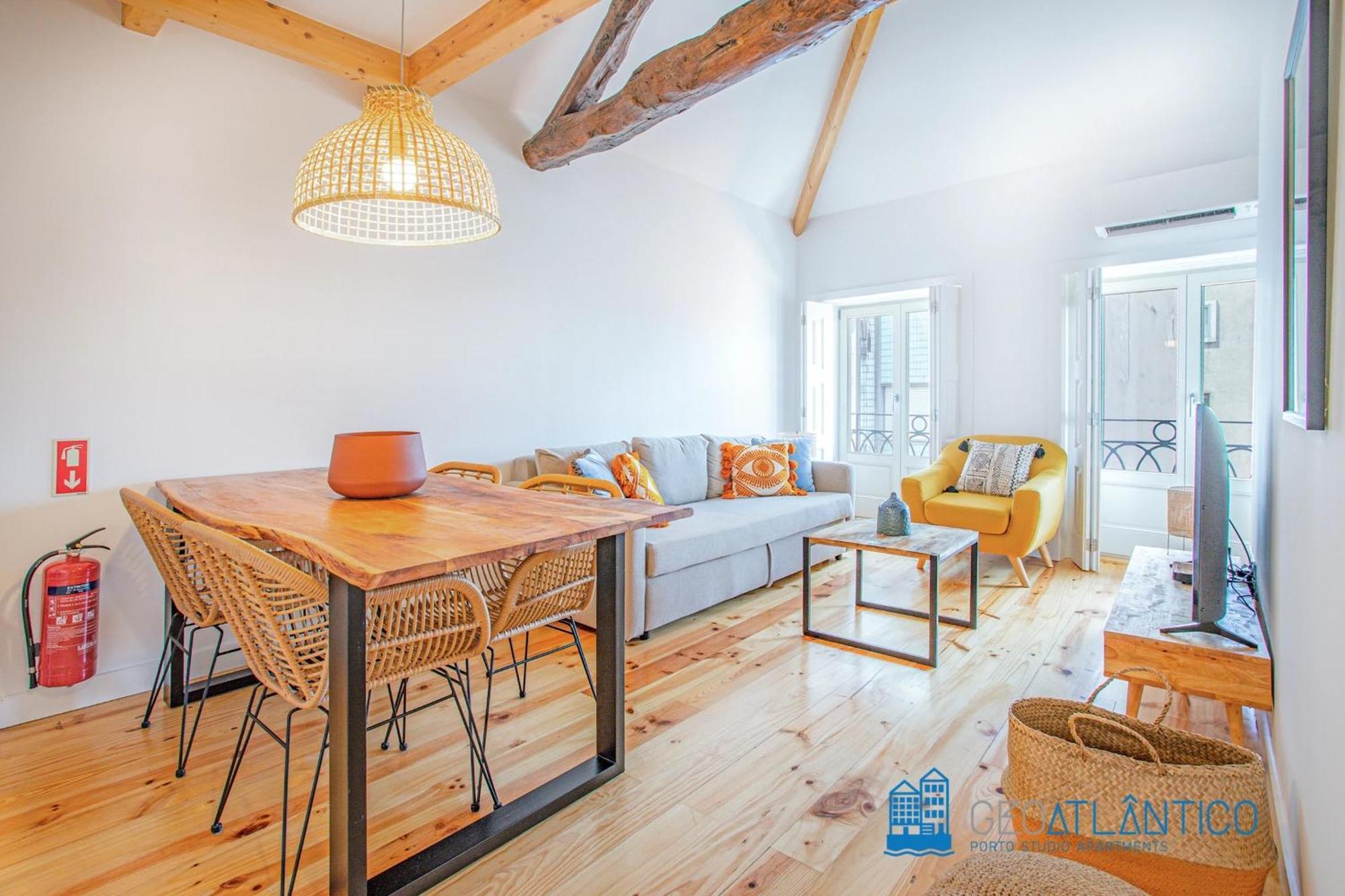 Poveiros Oak Loft - Santo Ildefonso Apartment Porto