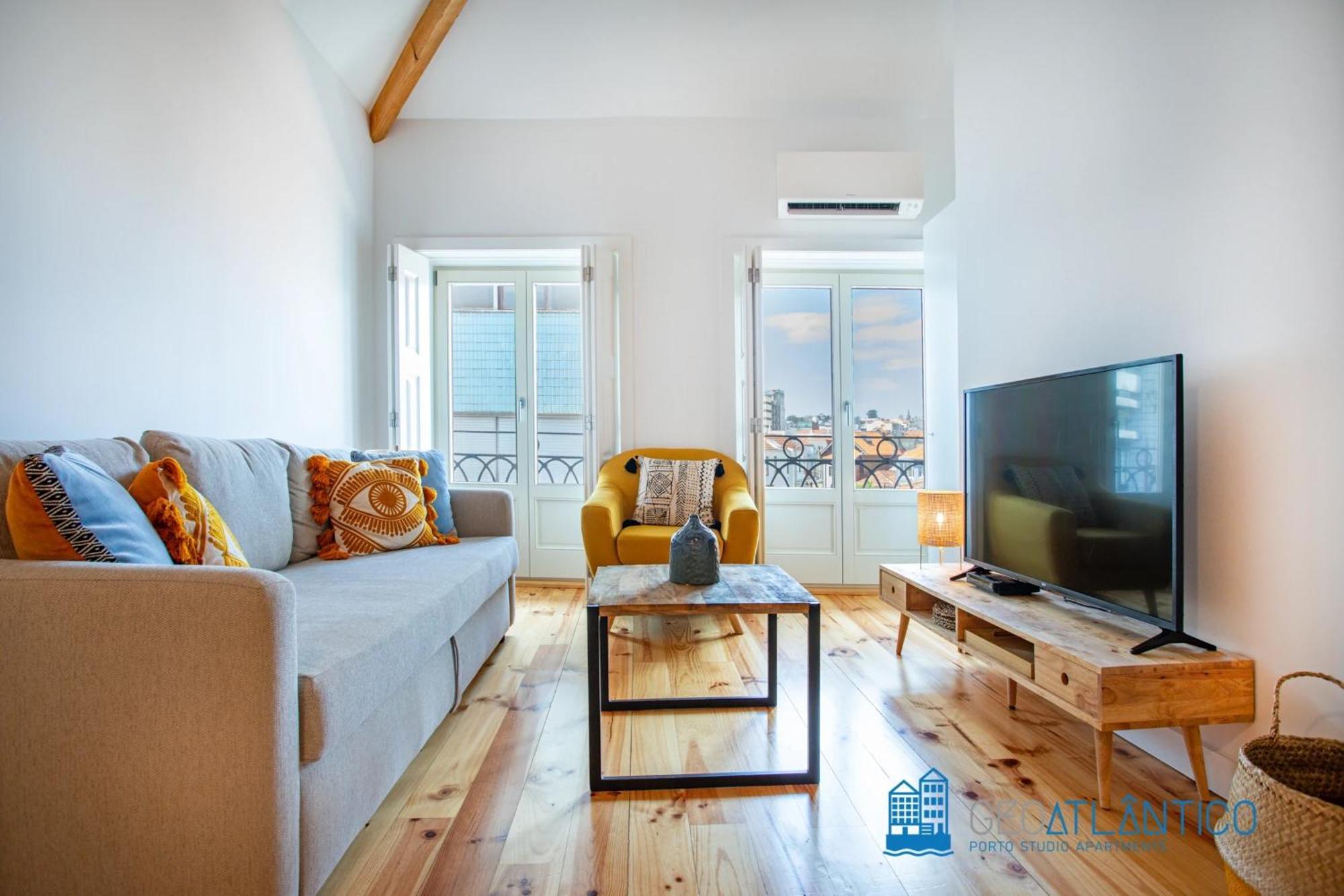 Poveiros Oak Loft - Santo Ildefonso Apartment Porto