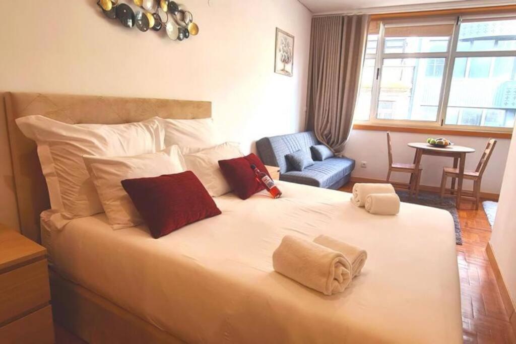 Spacious Flat In The Center Porto