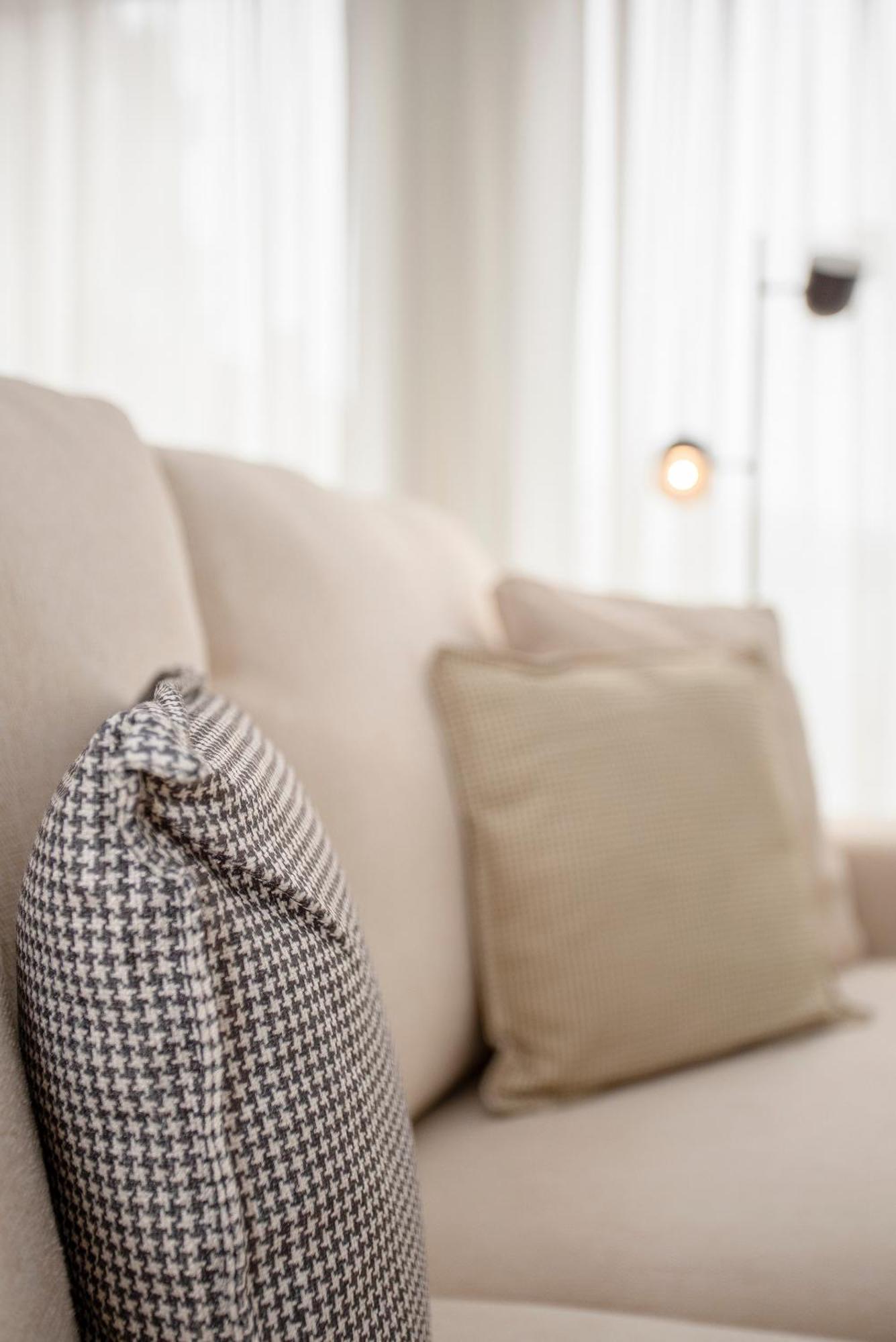 Liiiving In - Modern & Glam * Porto