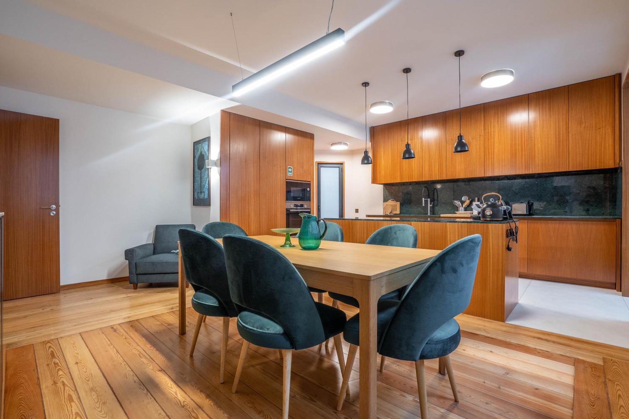 Sublime Downtown Retreat By Elsa Apartment