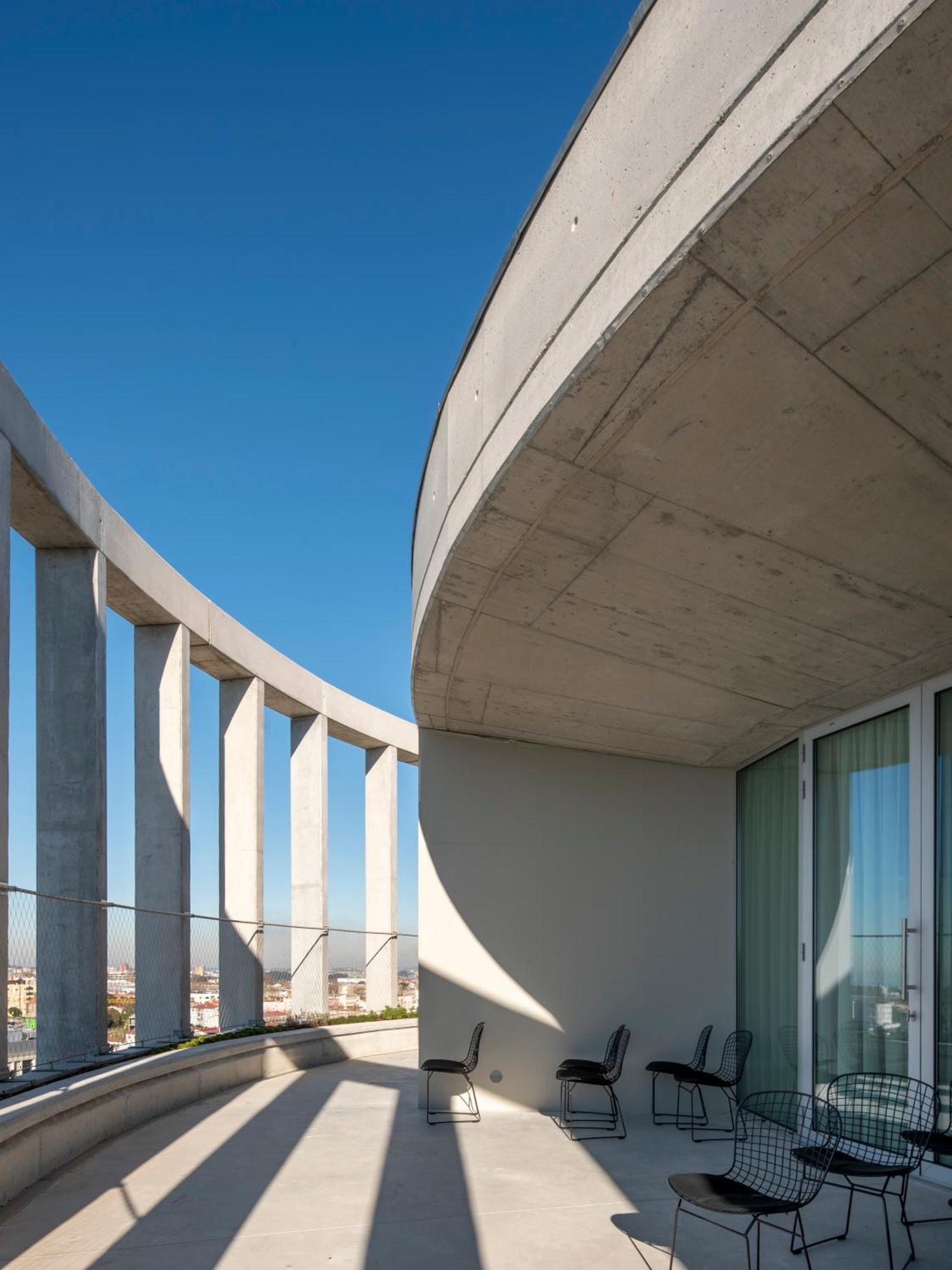 Micampus Tower Student Apartment Porto